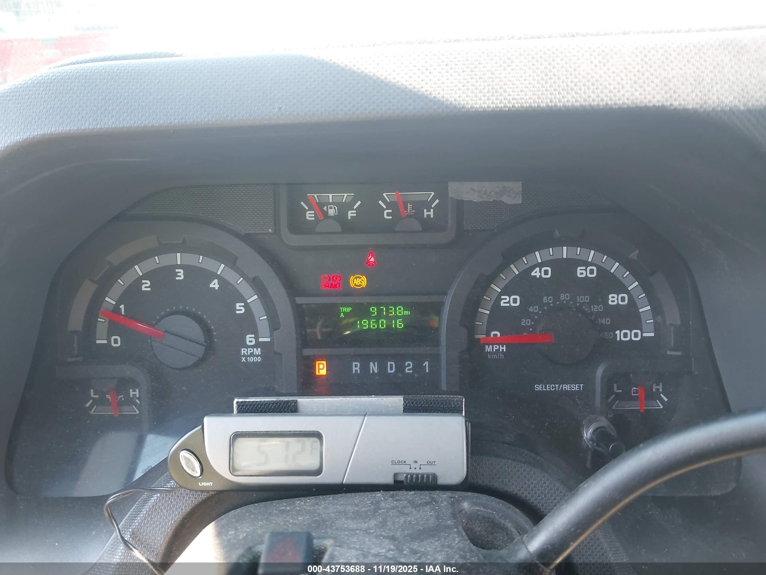 2009 Ford E-250 Commercial/recreational White vin: 1FTNE24W39DA31928