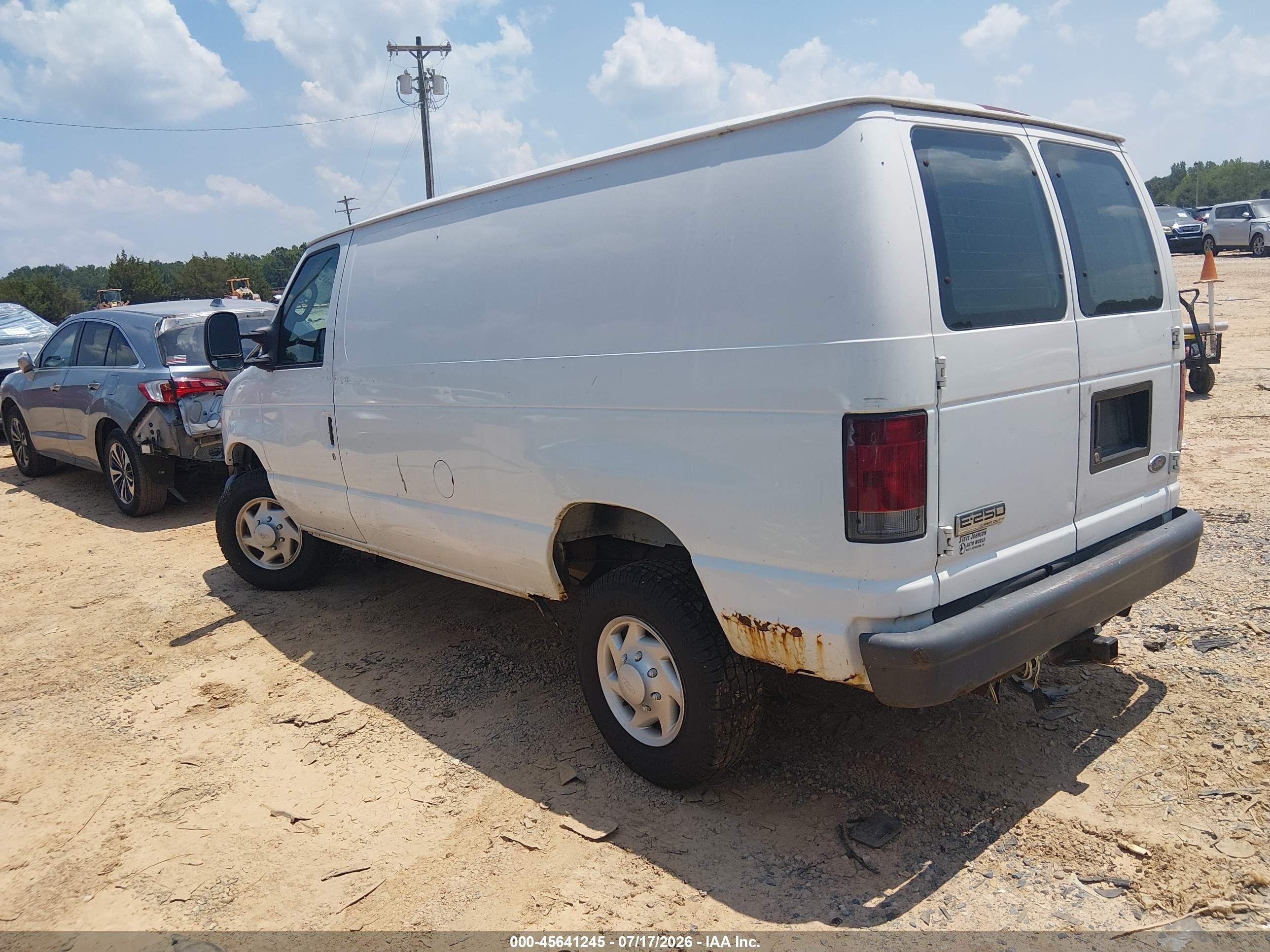 2007 Ford E-250 Commercial/recreational White vin: 1FTNE24W47DA50520