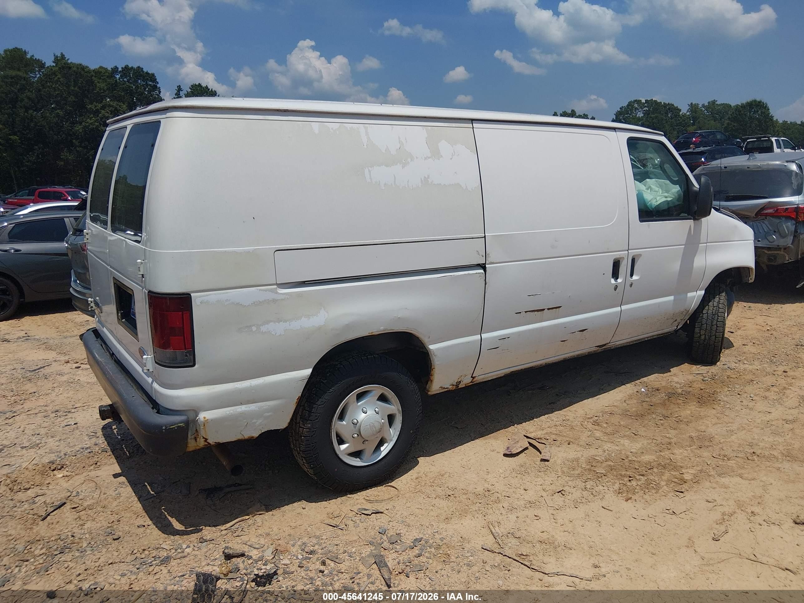 2007 Ford E-250 Commercial/recreational White vin: 1FTNE24W47DA50520