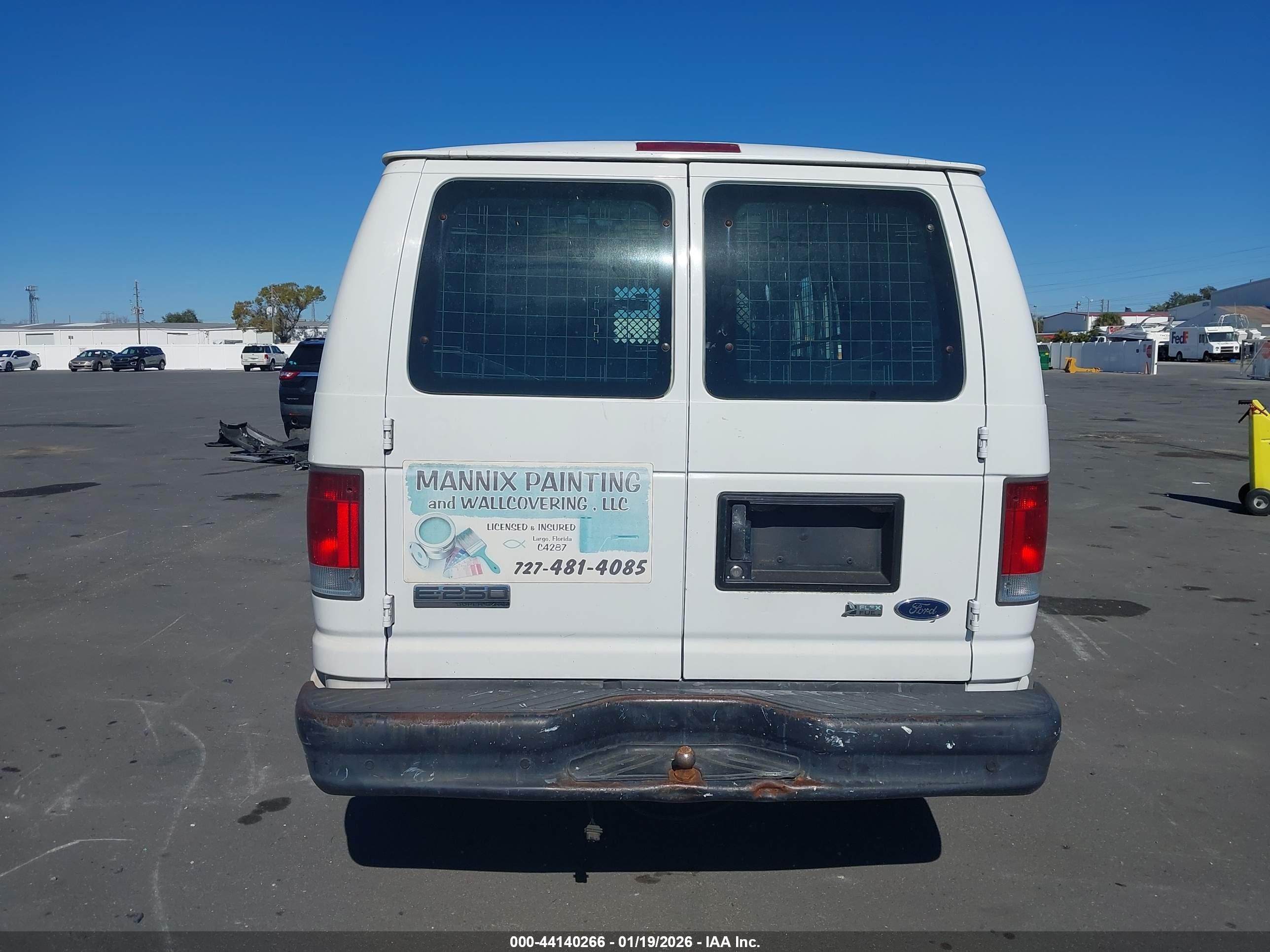 2009 Ford E-250 Commercial/recreational White vin: 1FTNE24W49DA14734