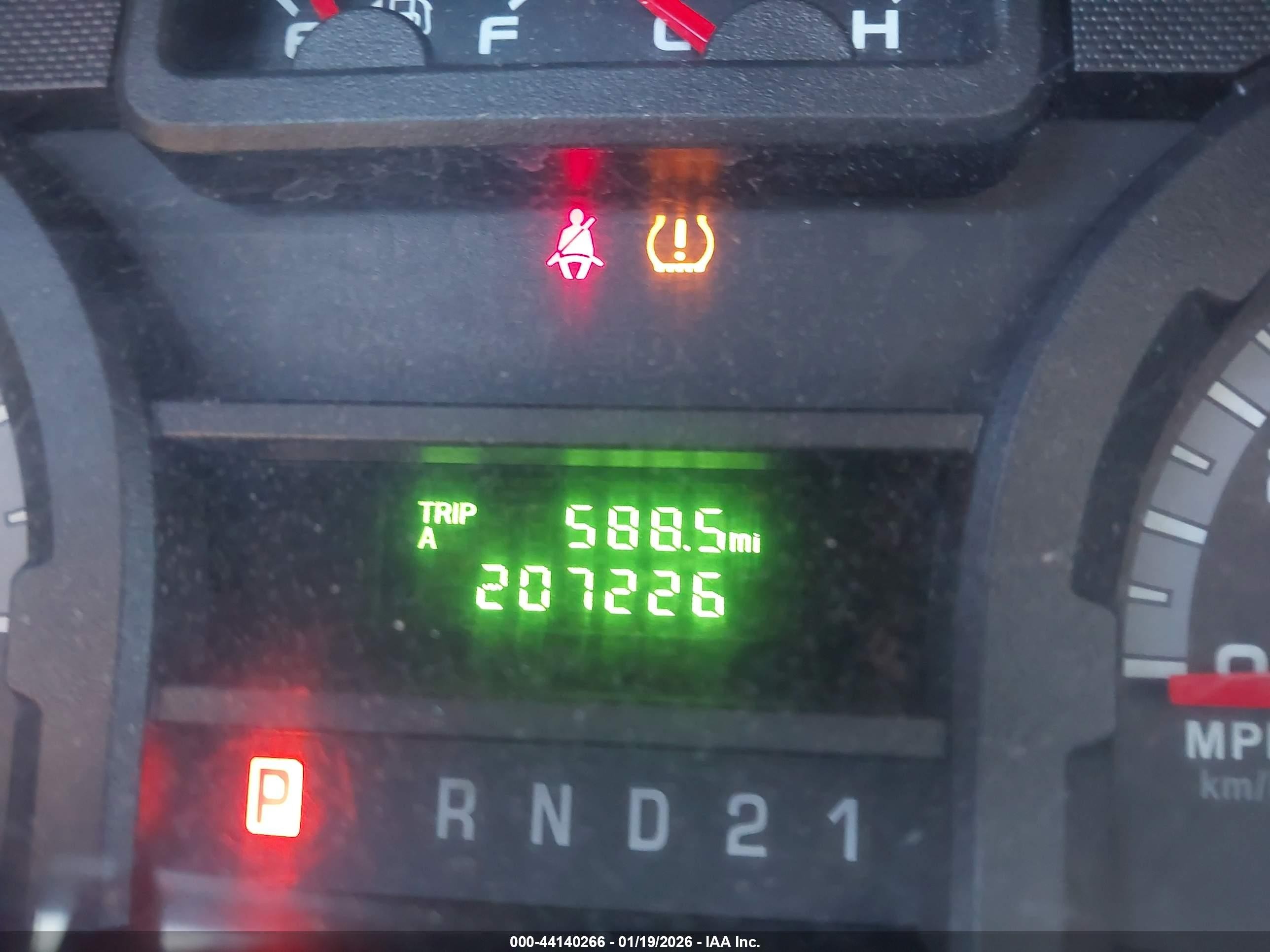 2009 Ford E-250 Commercial/recreational White vin: 1FTNE24W49DA14734