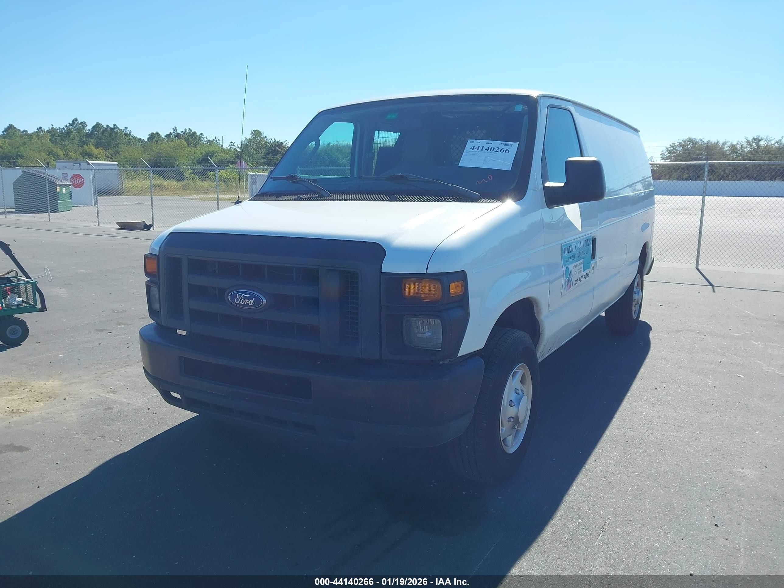 2009 Ford E-250 Commercial/recreational White vin: 1FTNE24W49DA14734