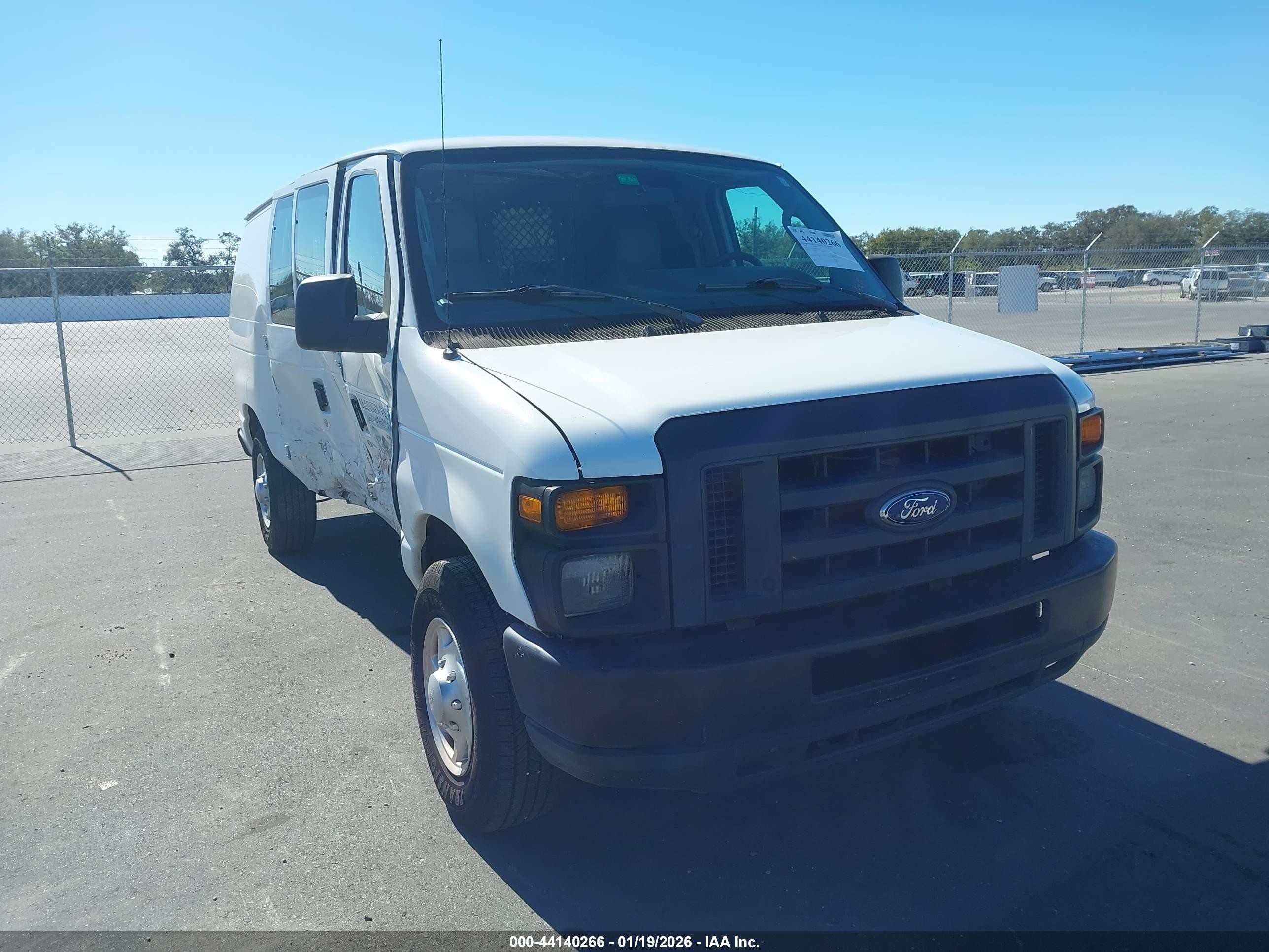 2009 Ford E-250 Commercial/recreational White vin: 1FTNE24W49DA14734