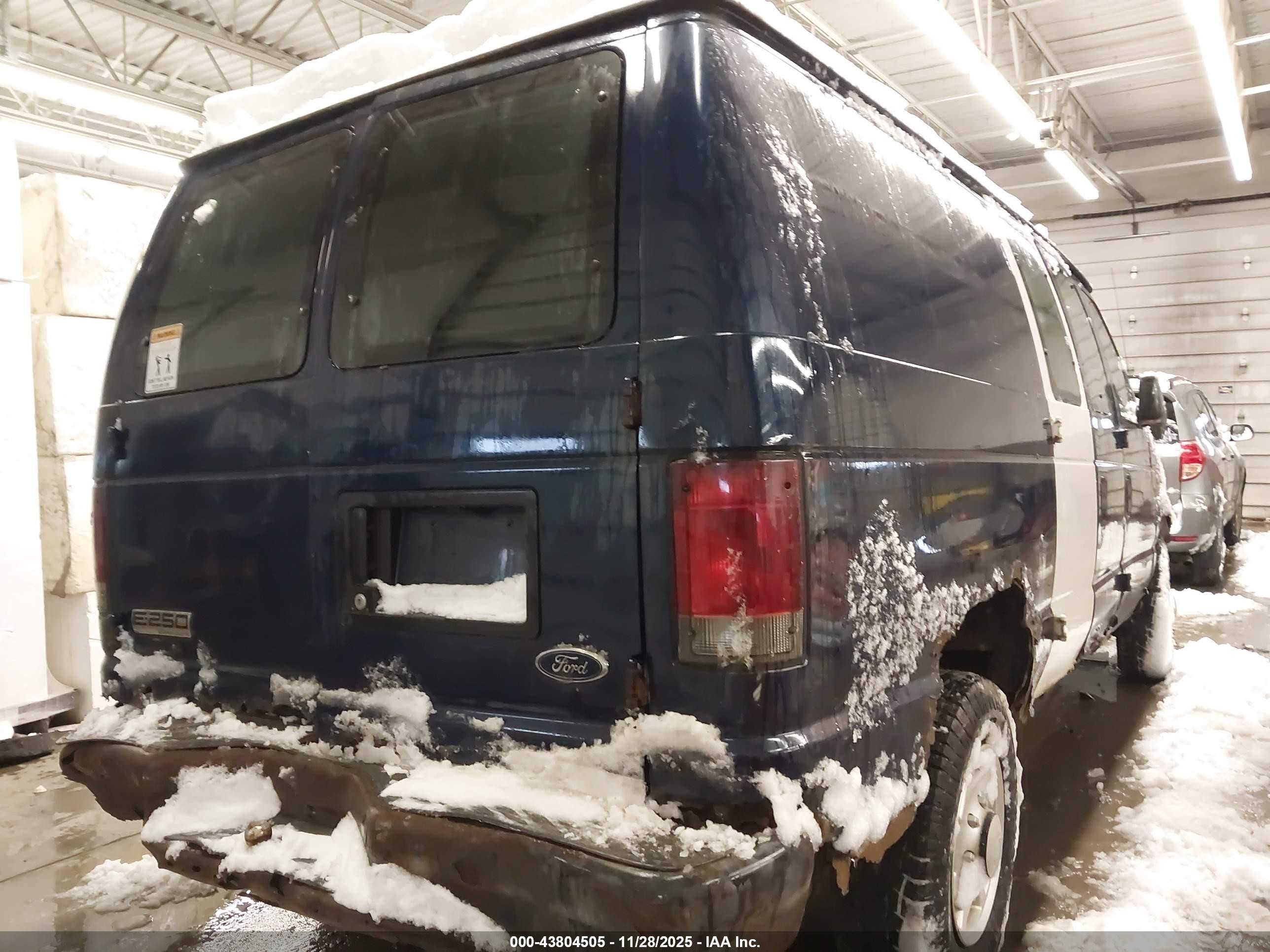 2007 Ford E-250 Commercial/recreational Blue vin: 1FTNE24W57DA90024