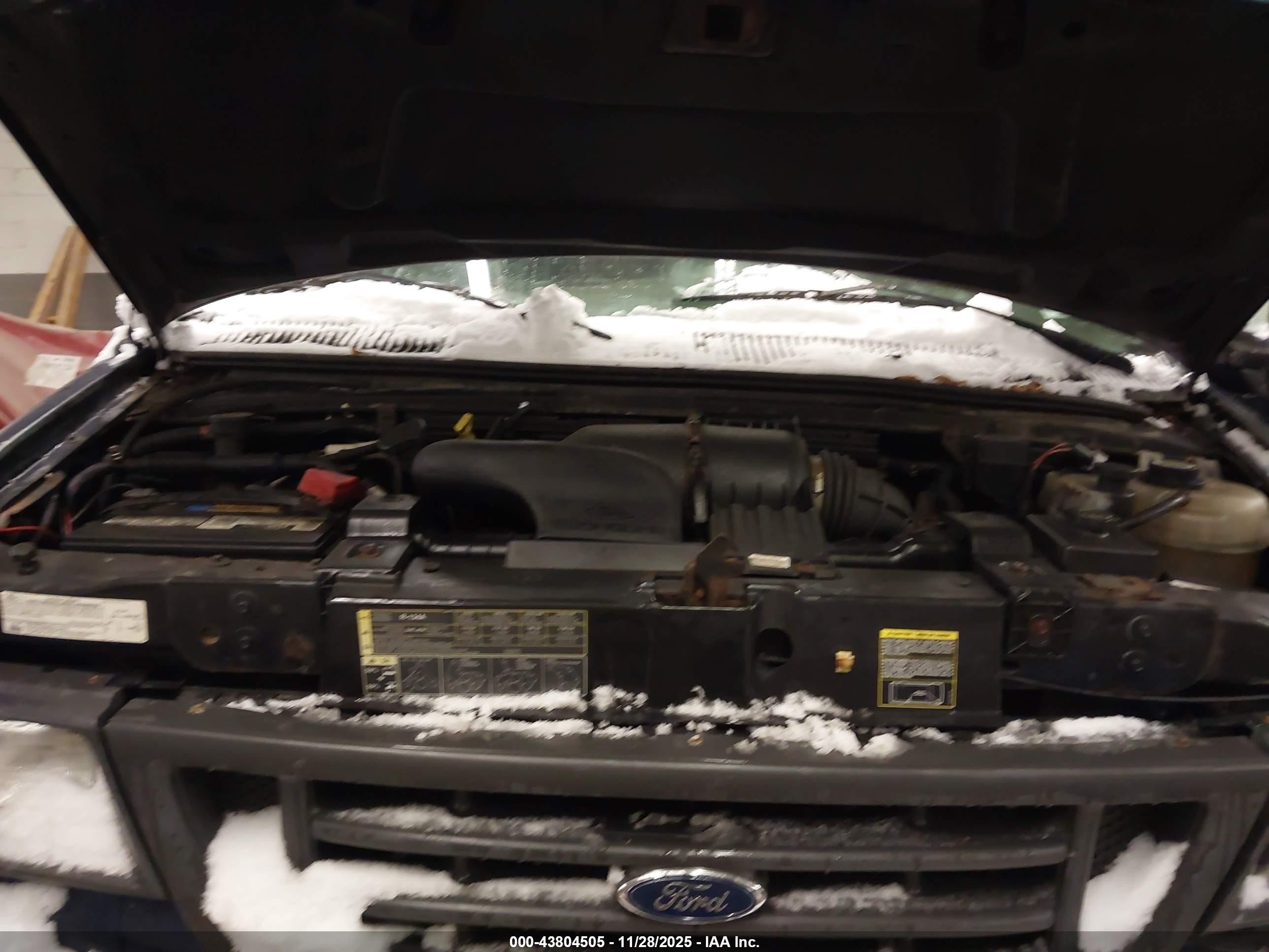 2007 Ford E-250 Commercial/recreational Blue vin: 1FTNE24W57DA90024