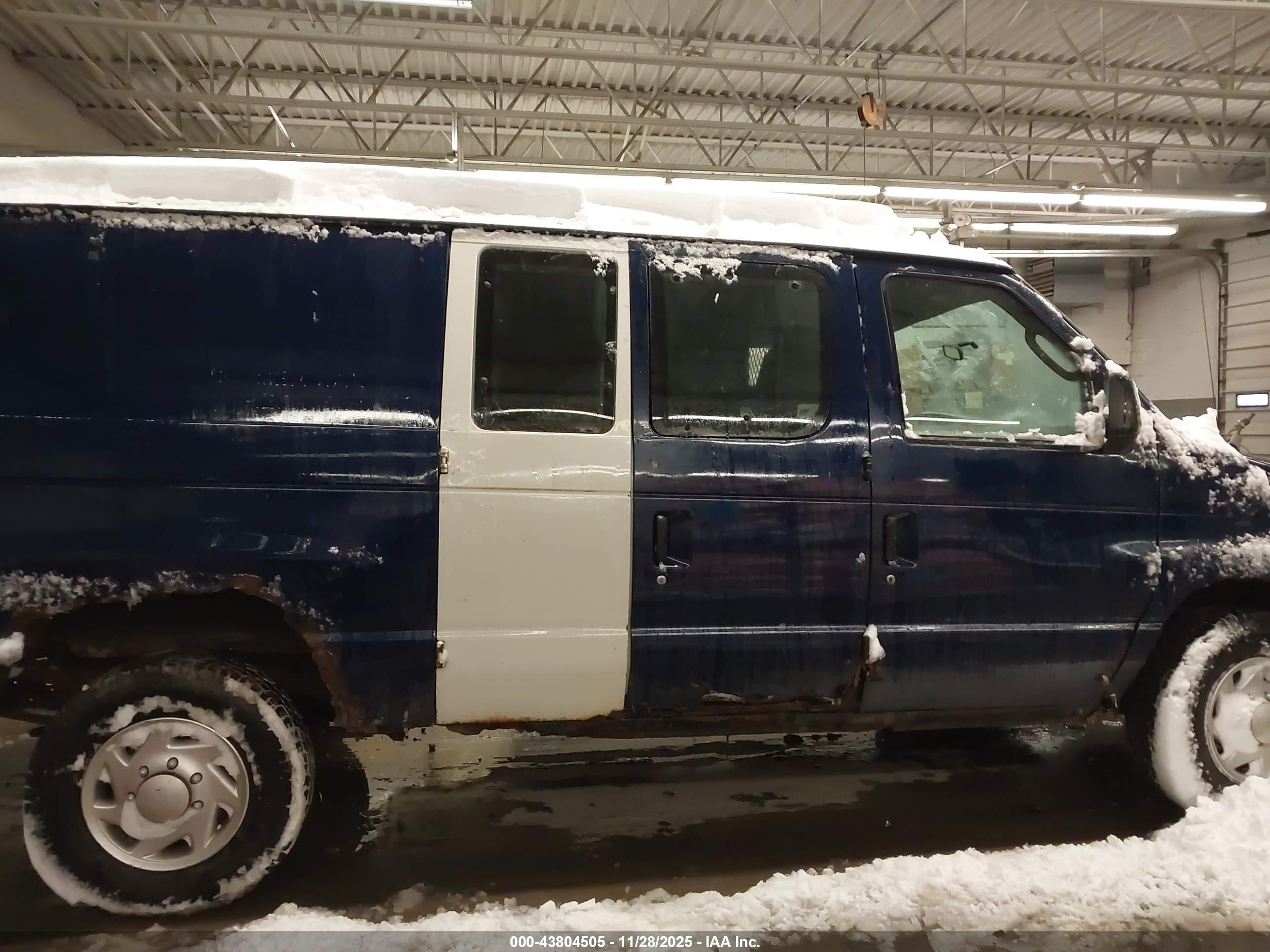 2007 Ford E-250 Commercial/recreational Blue vin: 1FTNE24W57DA90024