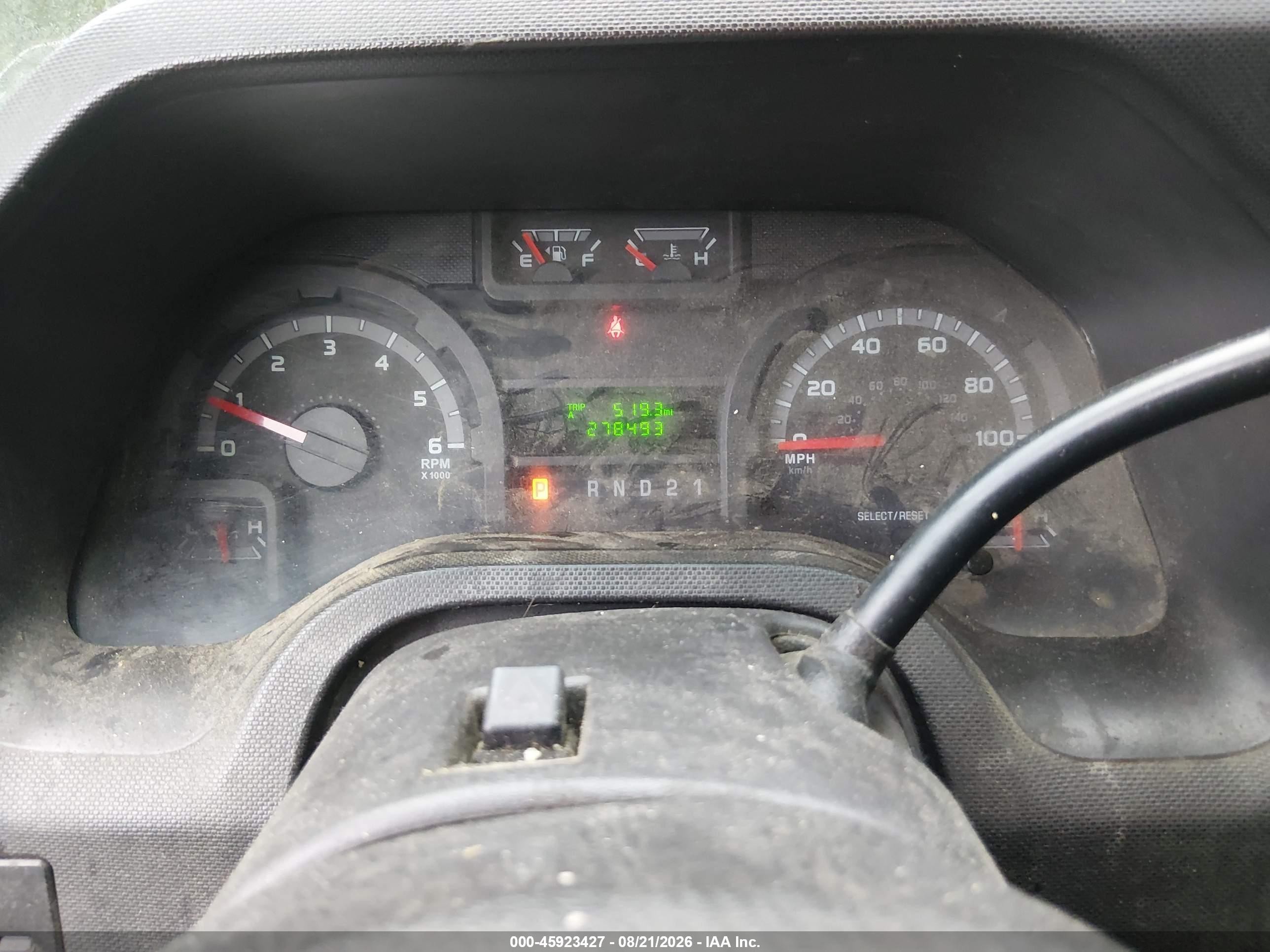 2009 Ford Econoline E250 Van Серебряный vin: 1FTNE24W59DA25290