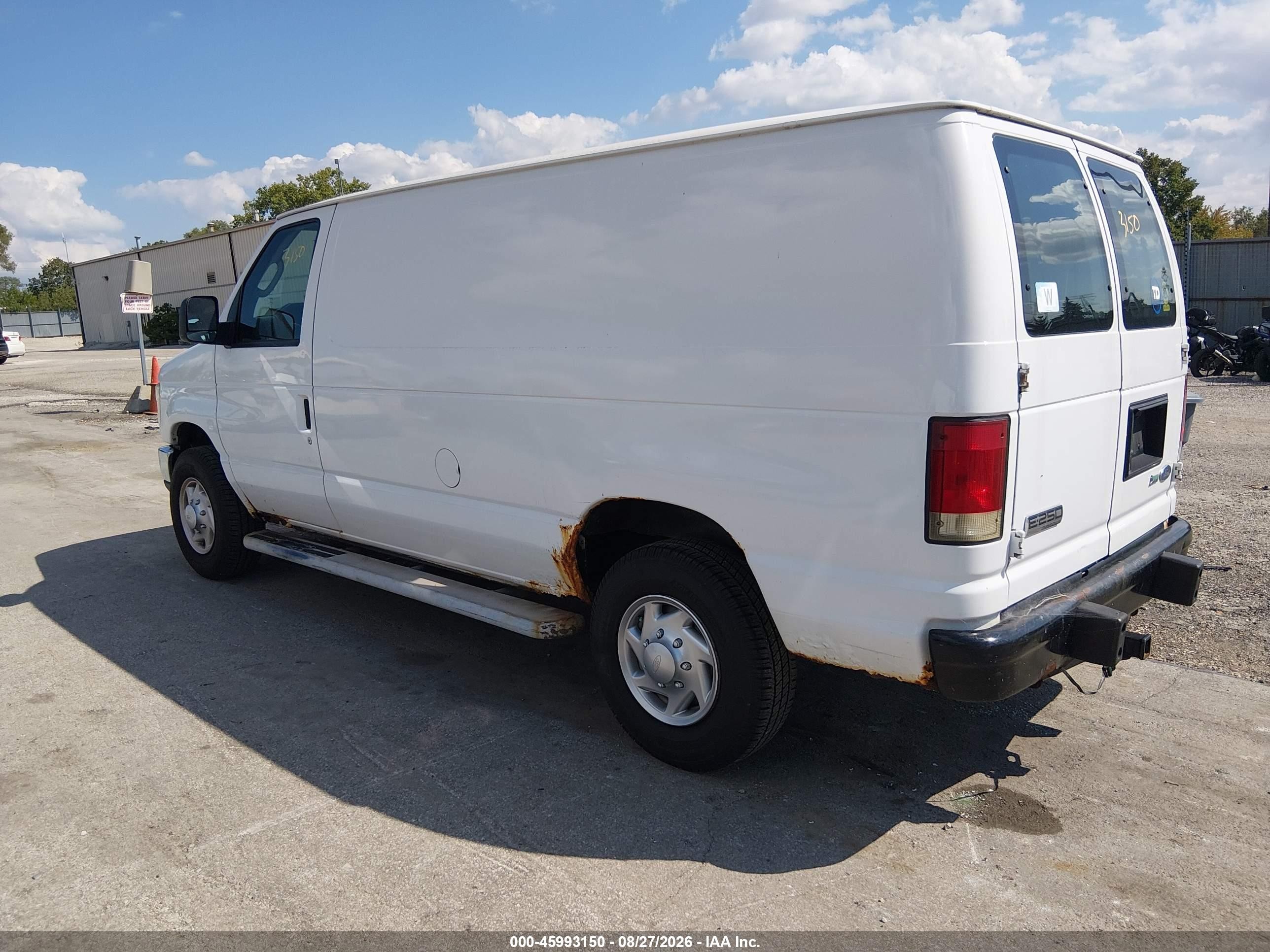 2009 Ford E-250 Commercial White vin: 1FTNE24W59DA48004