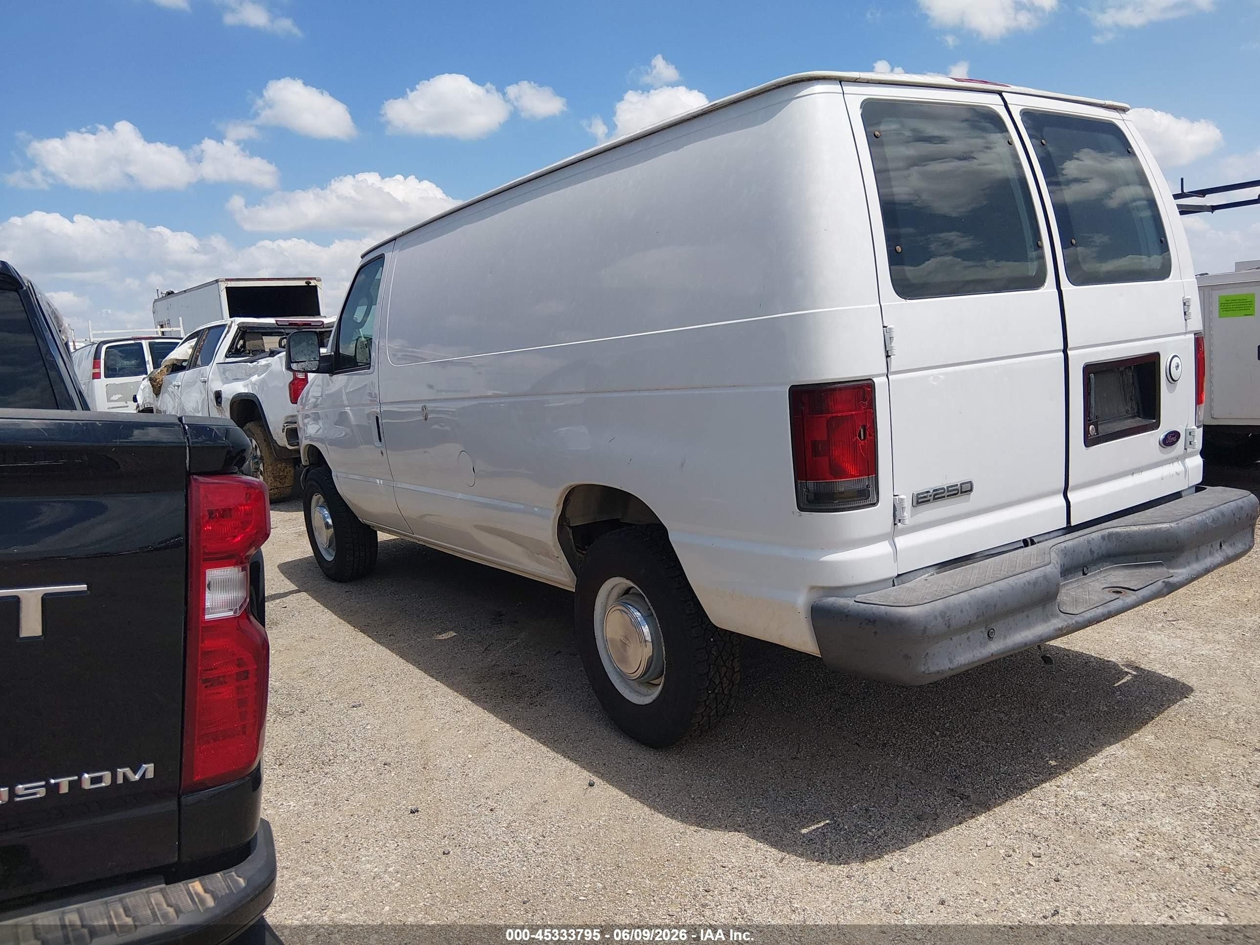 2006 Ford E-250 Commercial/recreational Белый vin: 1FTNE24W66DB23160