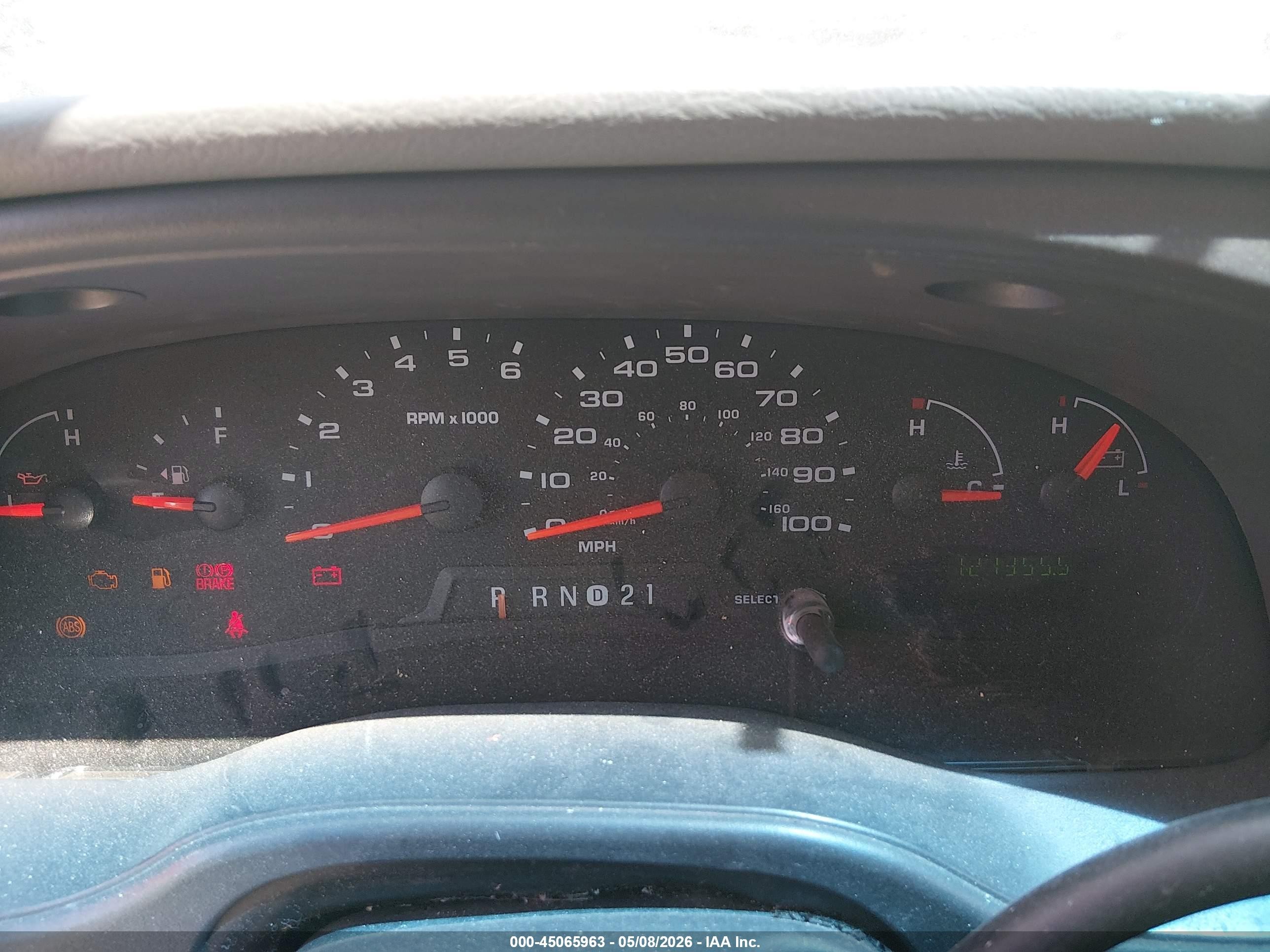 2005 Ford E-250 Commercial/recreational White vin: 1FTNE24W75HA80245