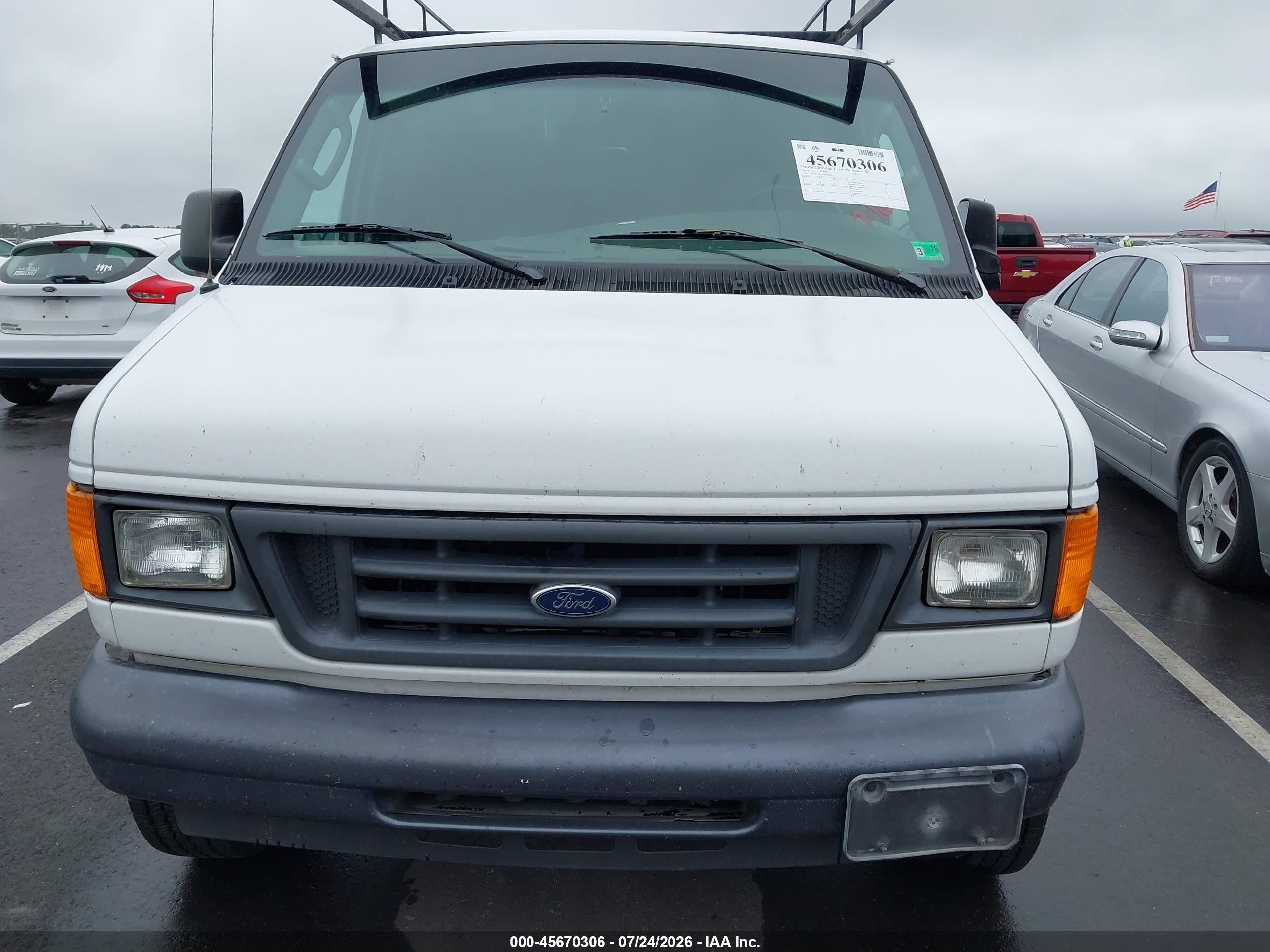 2005 Ford E-250 Commercial/recreational White vin: 1FTNE24W75HA86630