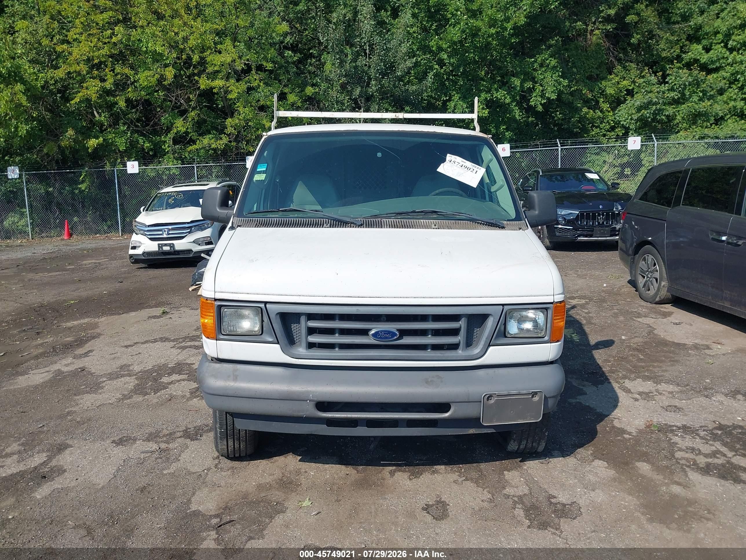 2006 Ford E-250 Commercial/recreational White vin: 1FTNE24W76DB33356