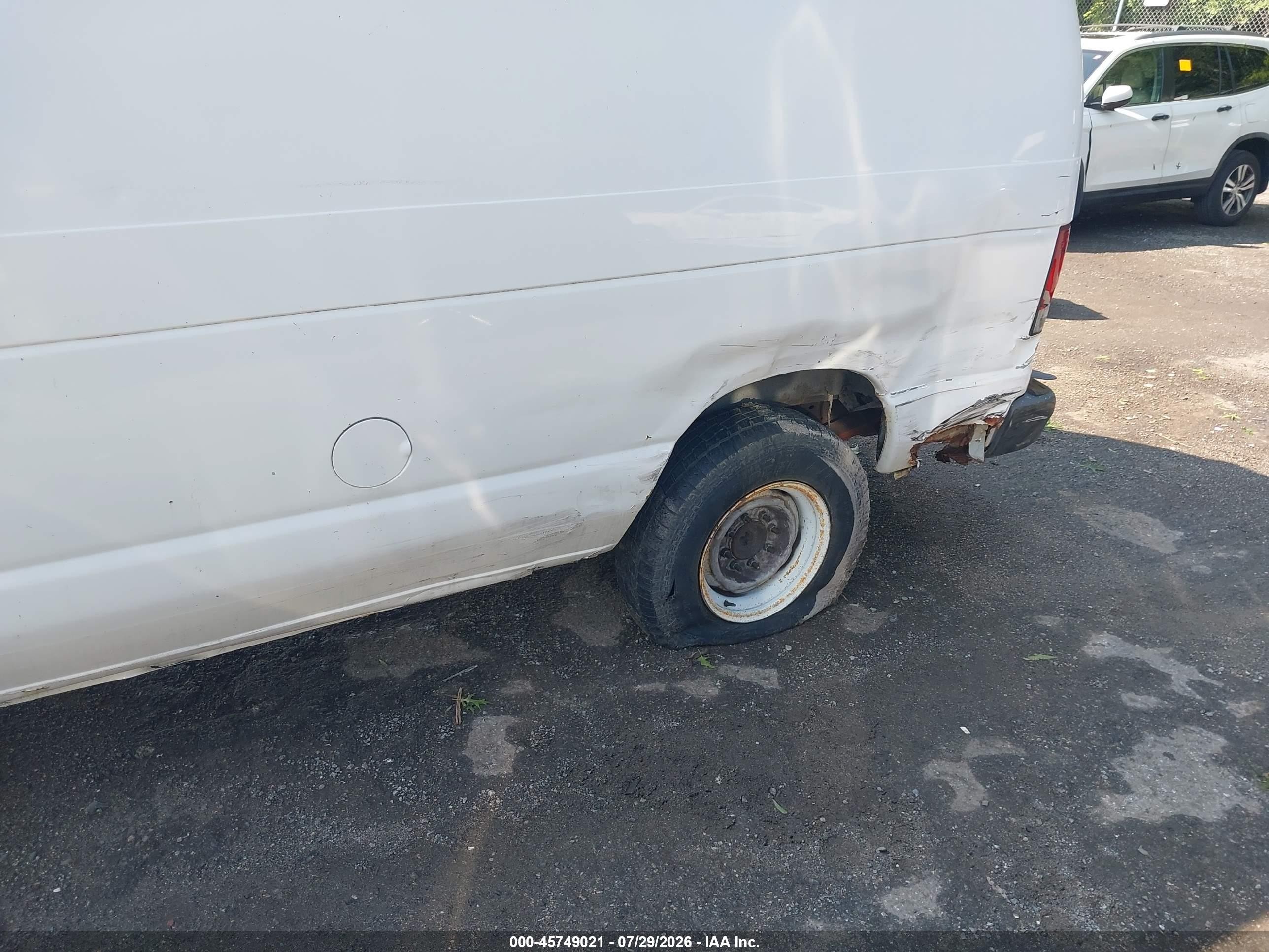 2006 Ford E-250 Commercial/recreational White vin: 1FTNE24W76DB33356