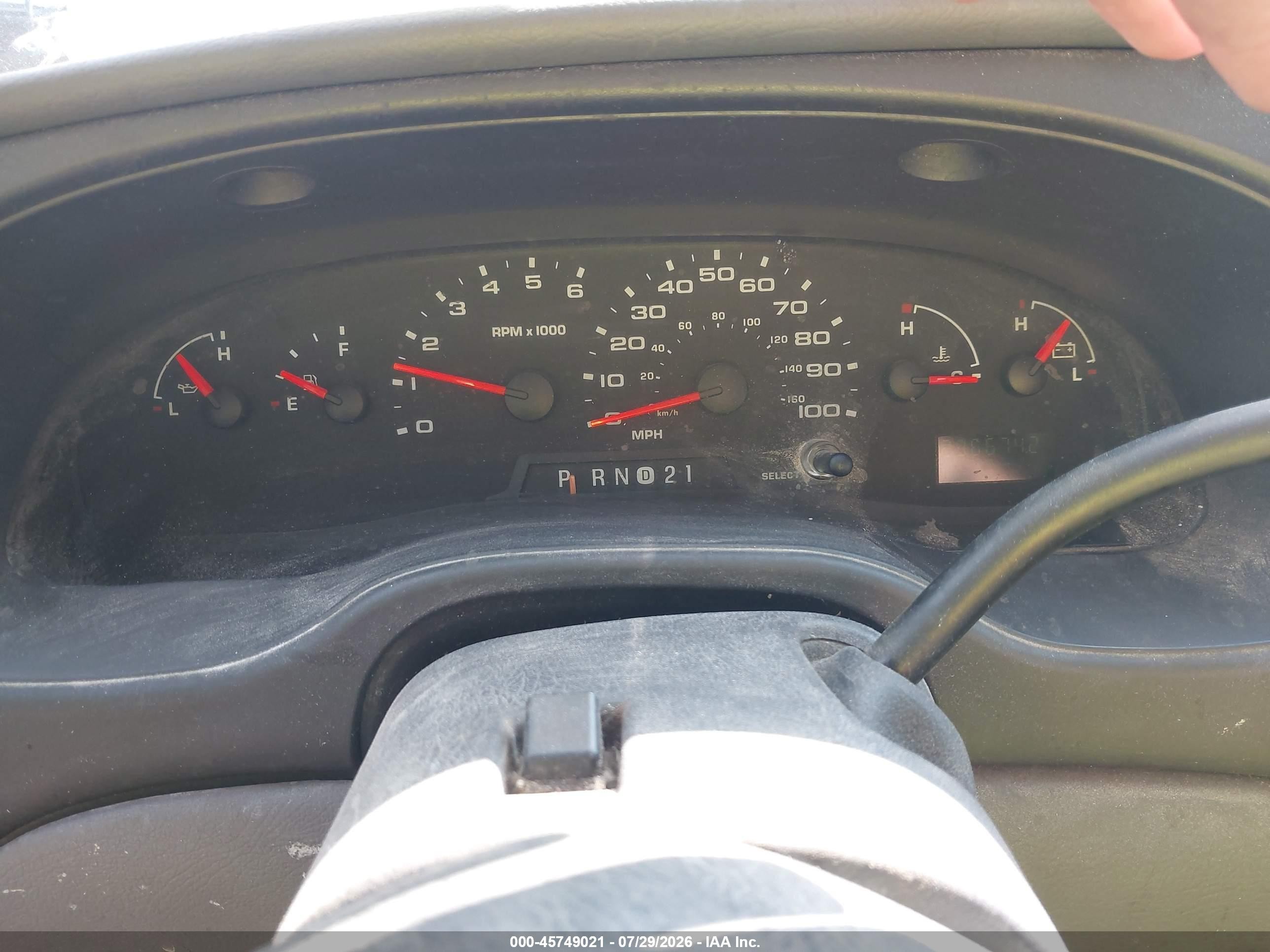 2006 Ford E-250 Commercial/recreational White vin: 1FTNE24W76DB33356