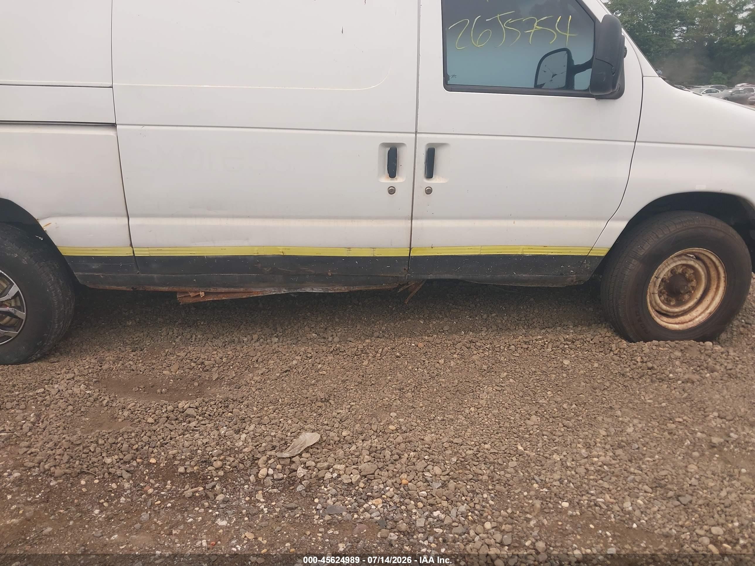 2007 Ford E-250 Commercial/recreational White vin: 1FTNE24W77DA99940