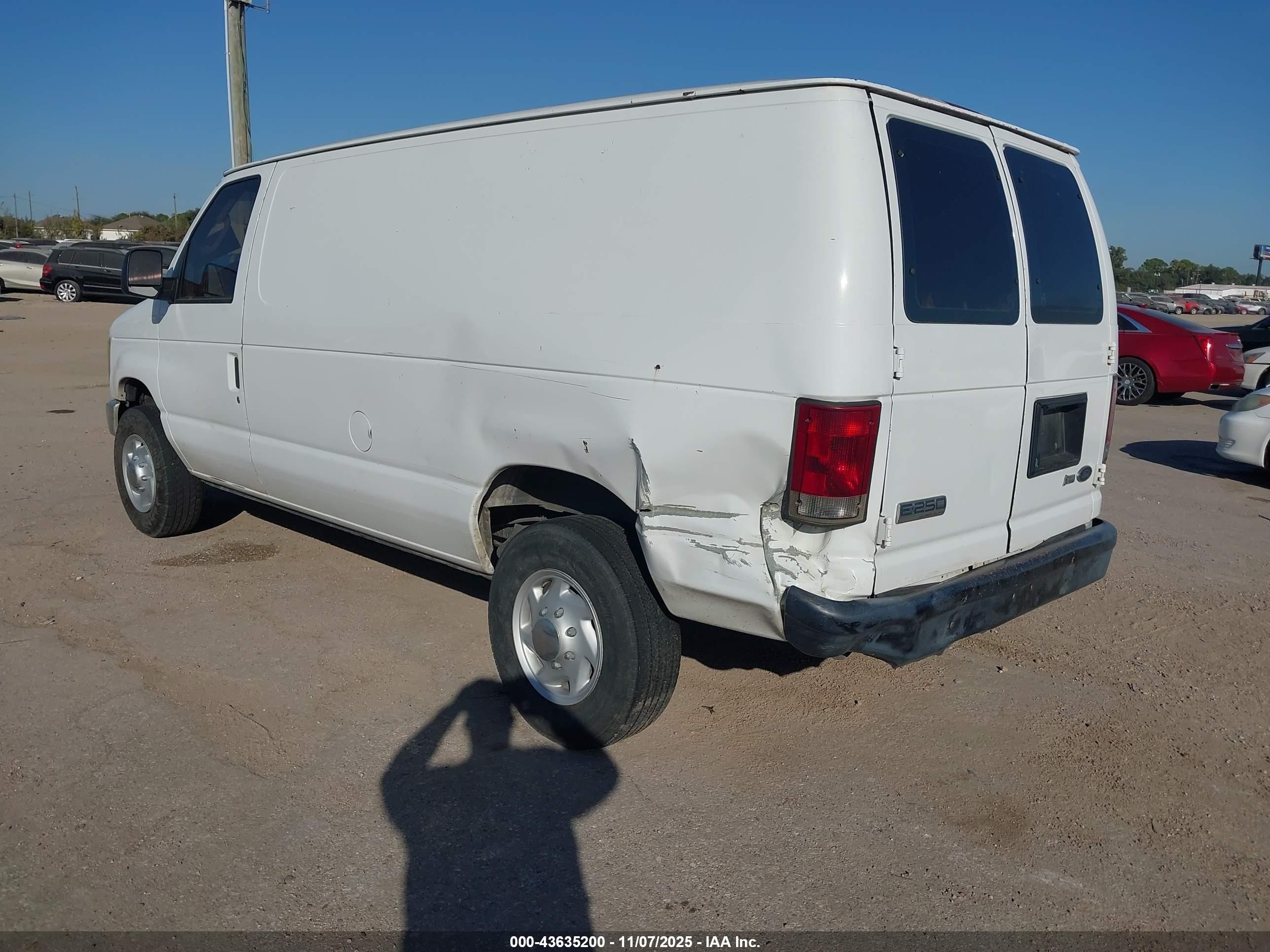 2009 Ford E-250 Commercial/recreational White vin: 1FTNE24W79DA45332