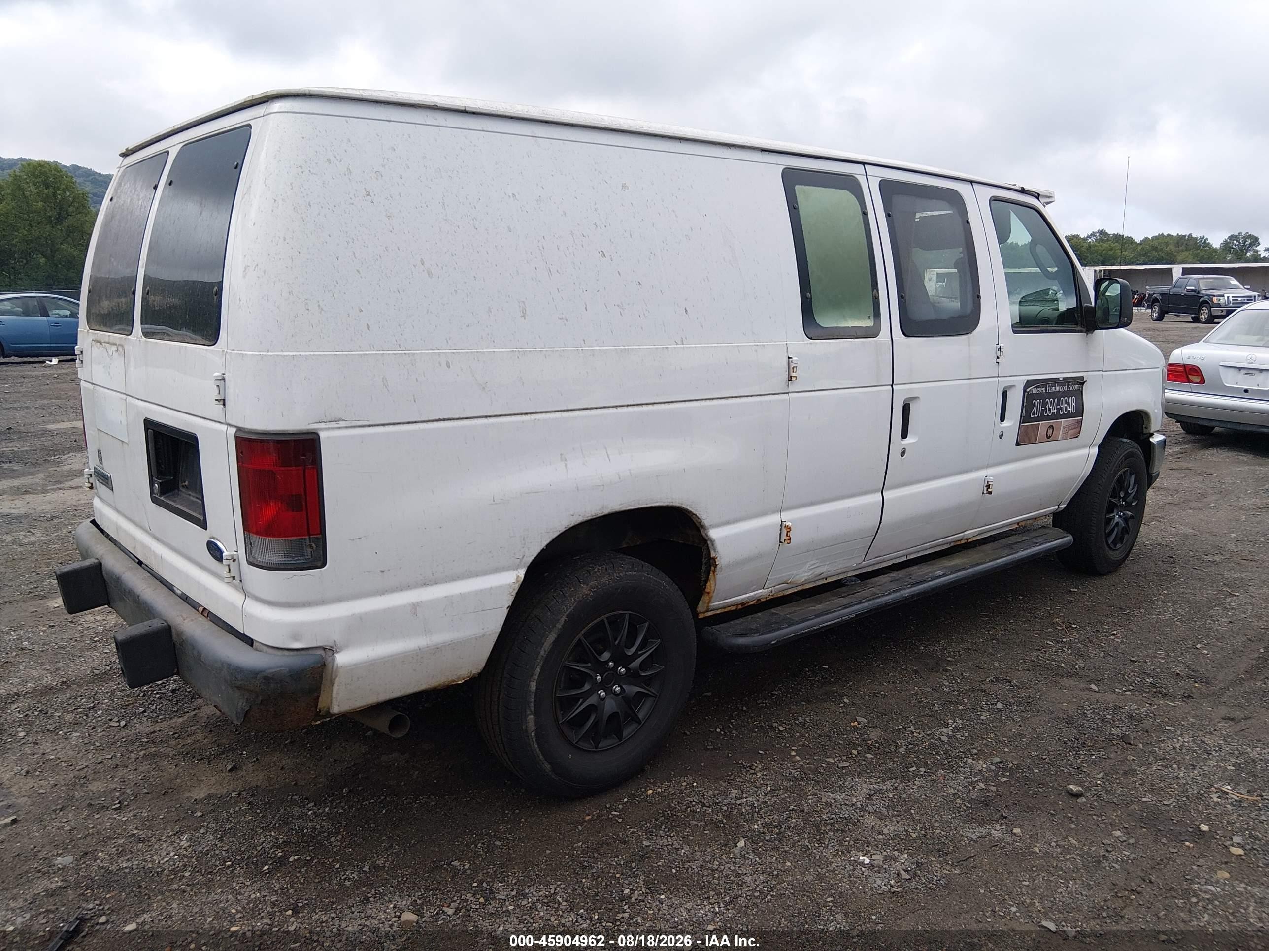 2008 Ford E-250 Commercial White vin: 1FTNE24W88DA61442