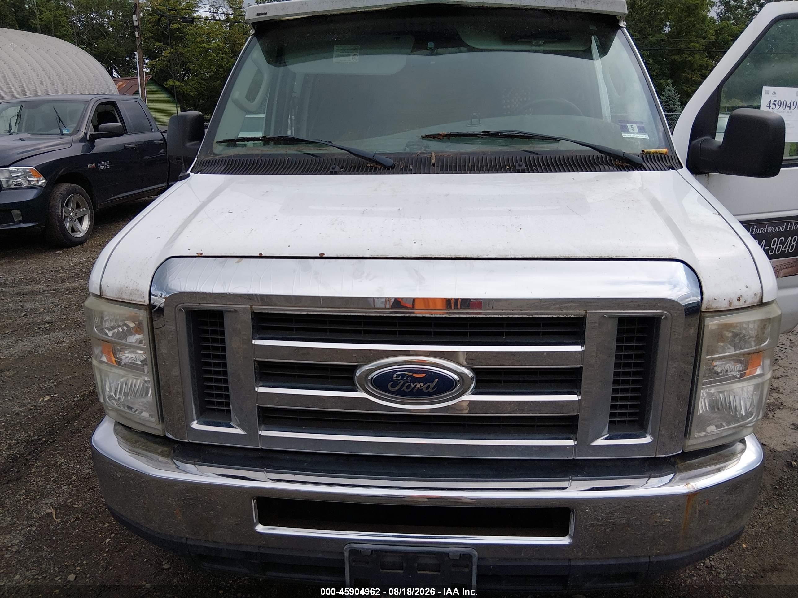 2008 Ford E-250 Commercial White vin: 1FTNE24W88DA61442