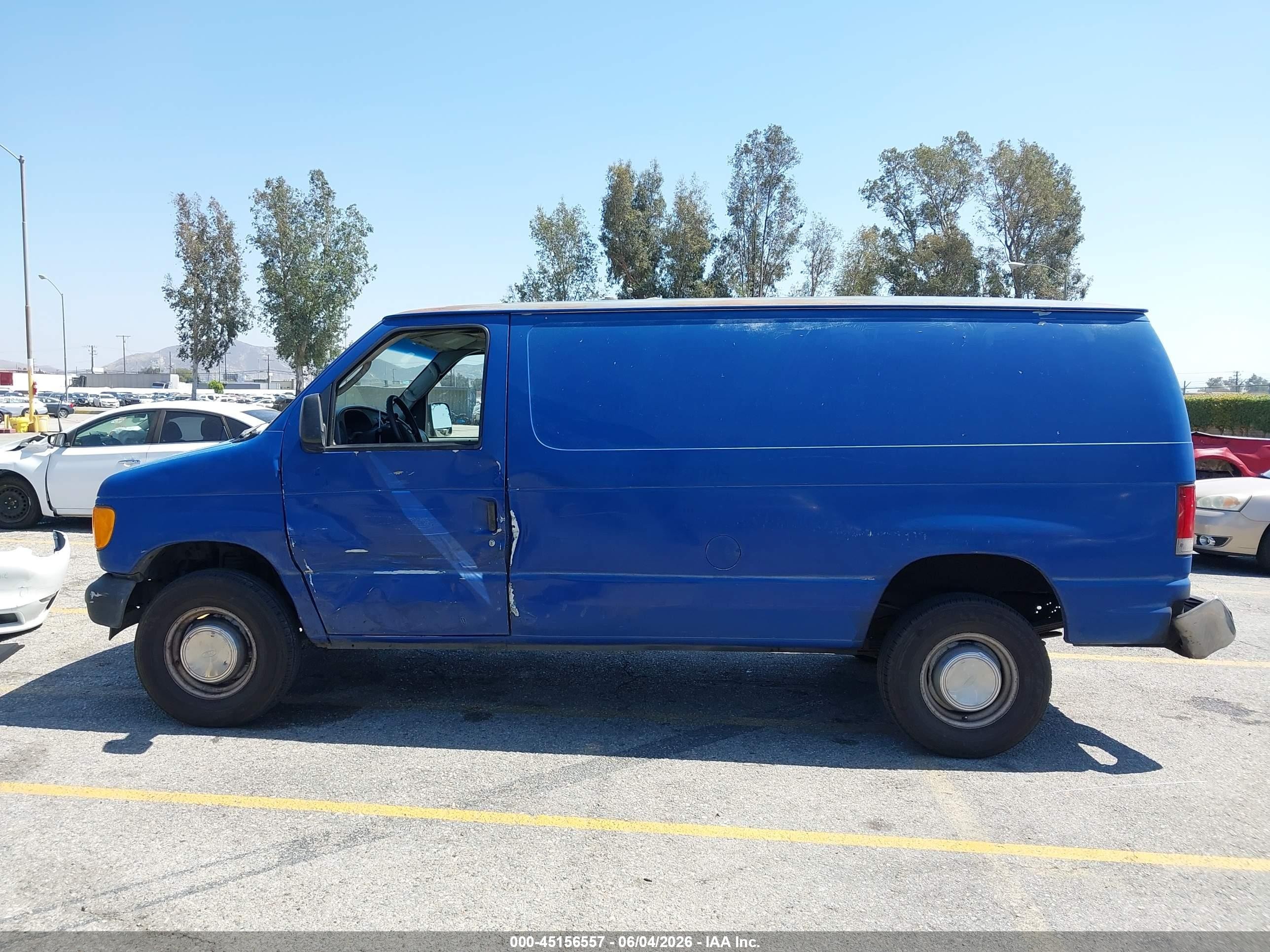 2004 Ford E-250 Commercial/recreational Blue vin: 1FTNE24W94HA63980