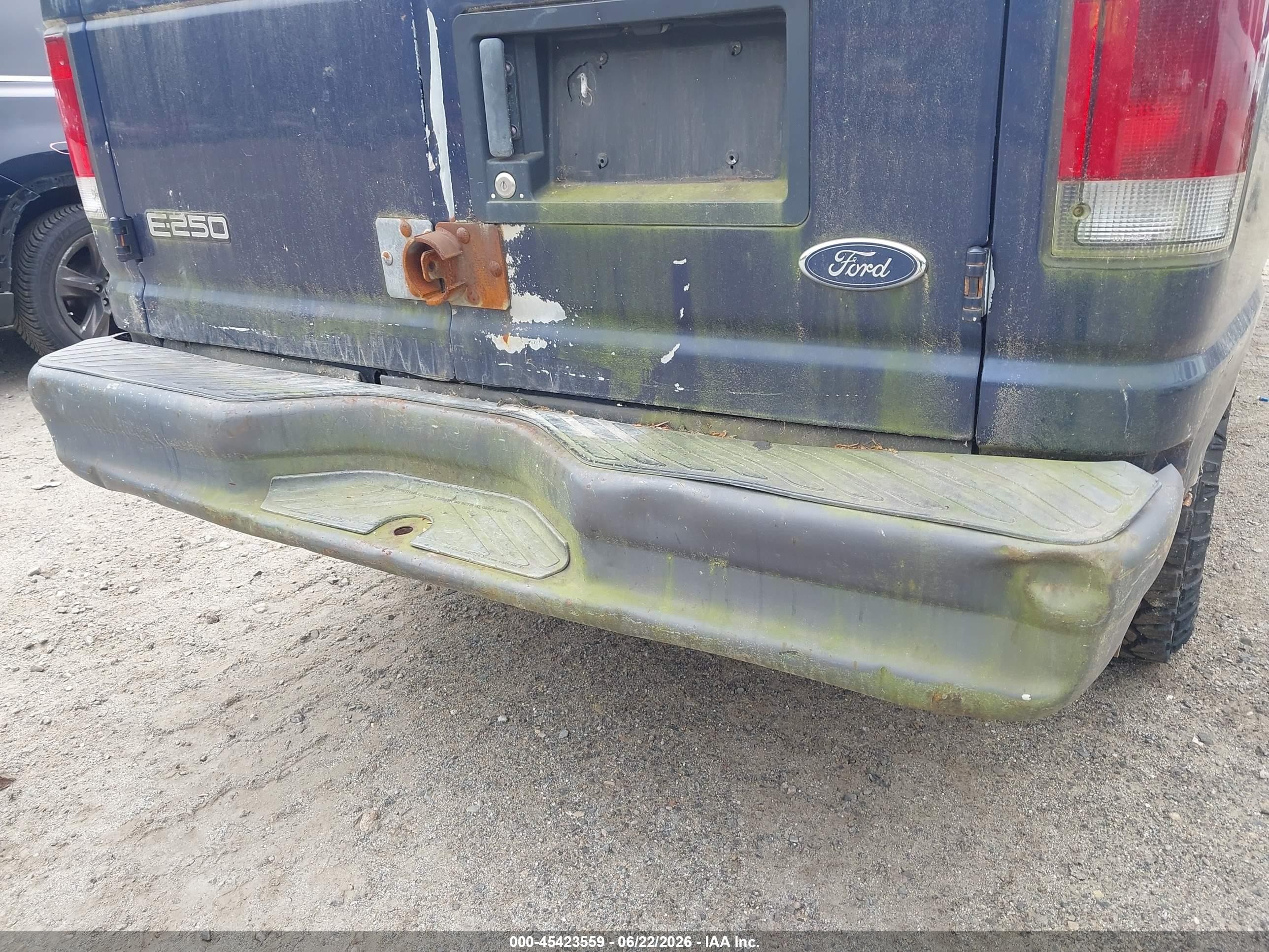 2005 Ford E-250 Commercial/recreational Dark Blue vin: 1FTNE24W95HB41286