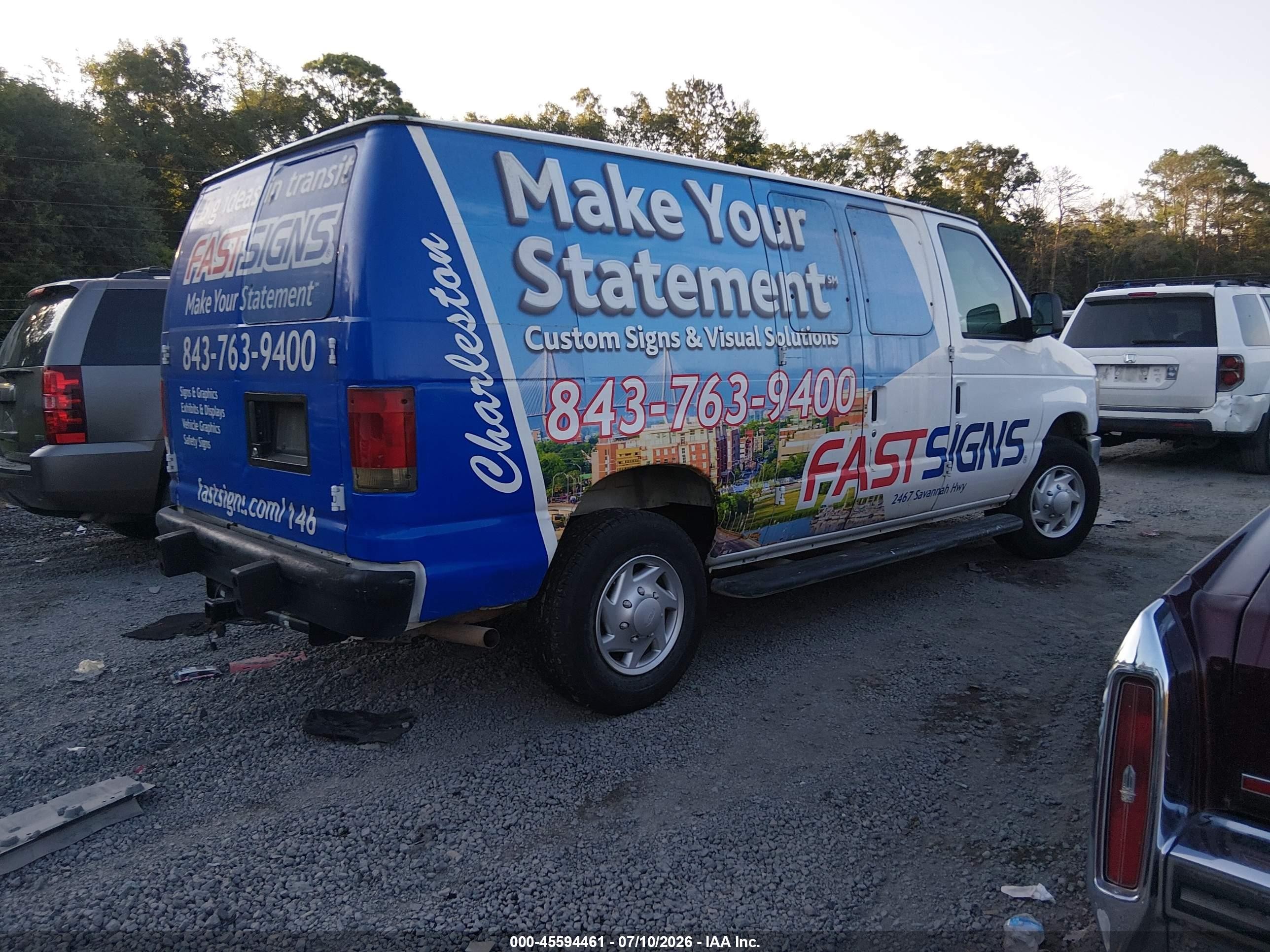 2008 Ford E-250 Commercial/recreational White vin: 1FTNE24W98DA97589