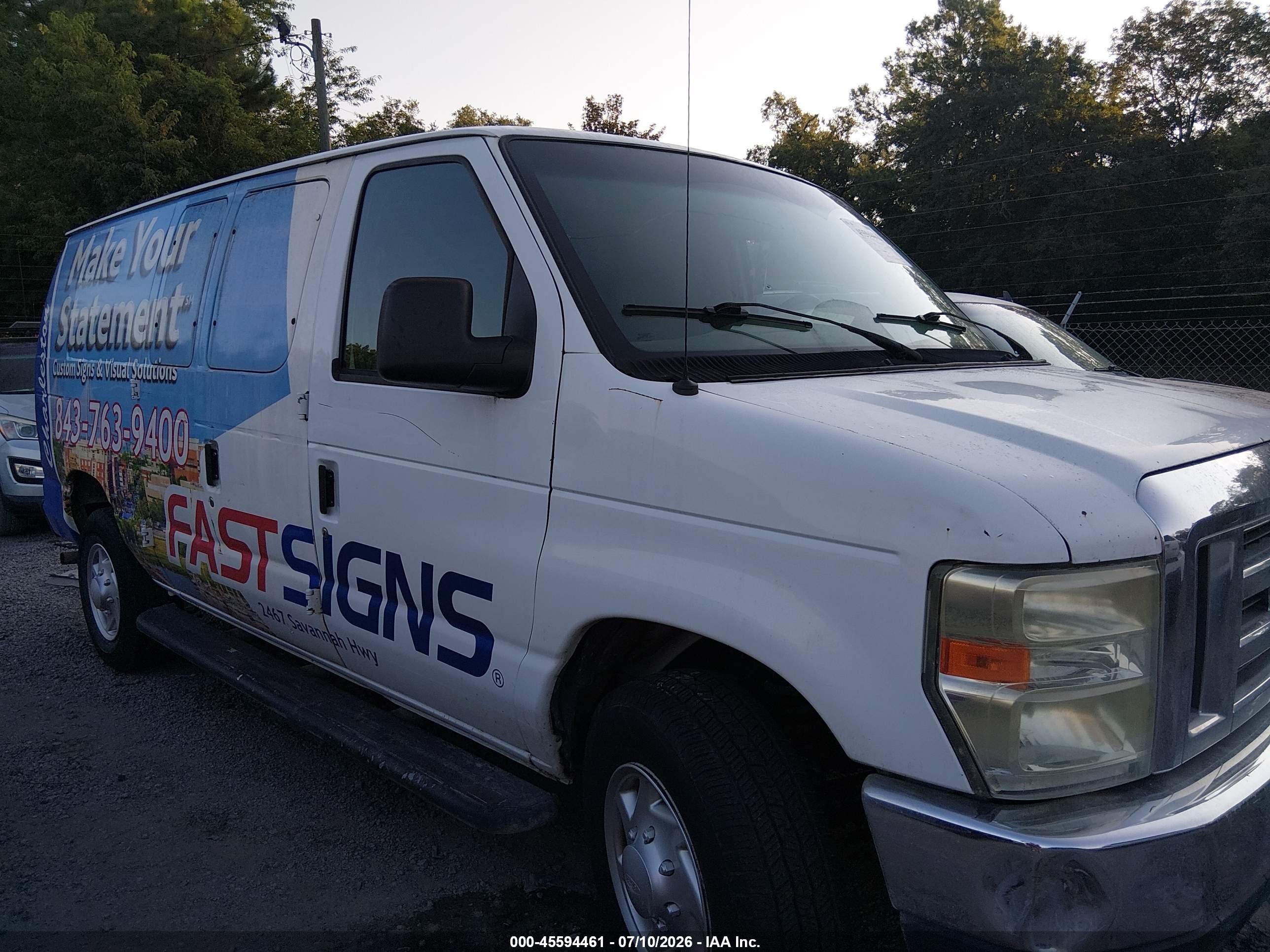 2008 Ford E-250 Commercial/recreational White vin: 1FTNE24W98DA97589