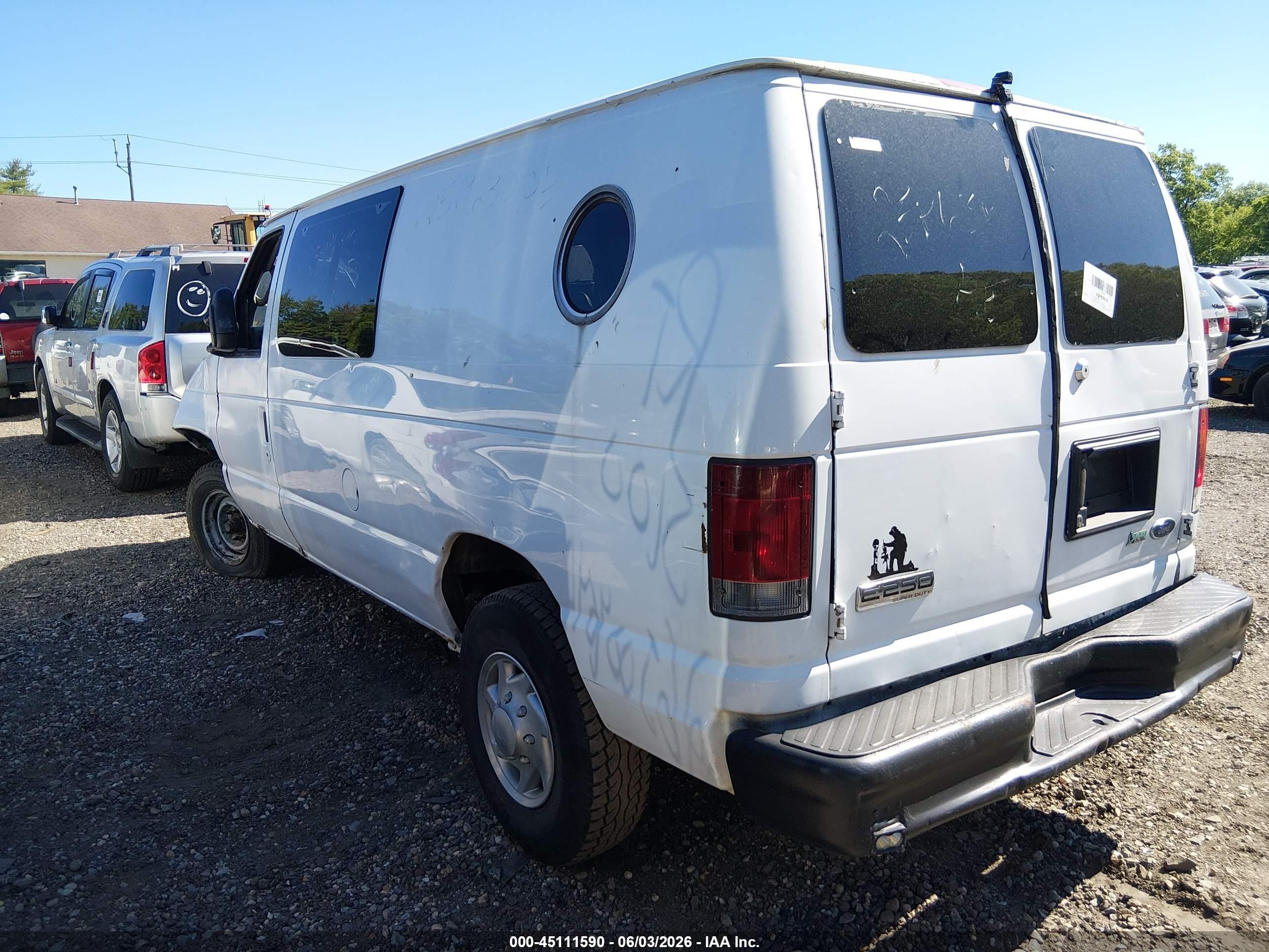 2009 Ford E-250 Commercial/recreational White vin: 1FTNE24WX9DA03740