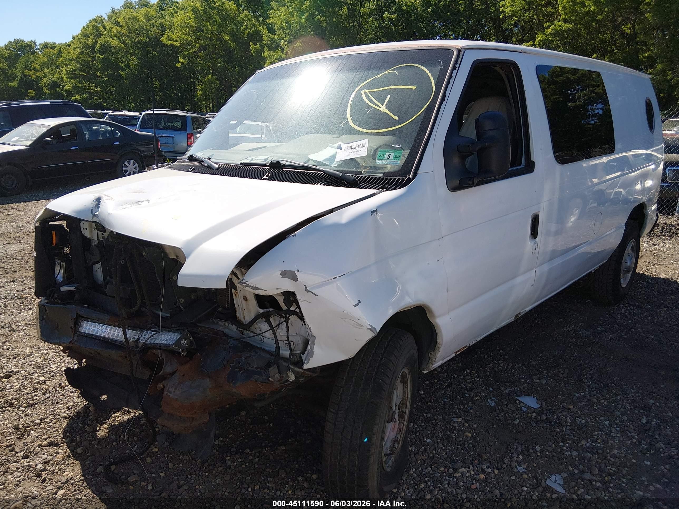 2009 Ford E-250 Commercial/recreational White vin: 1FTNE24WX9DA03740