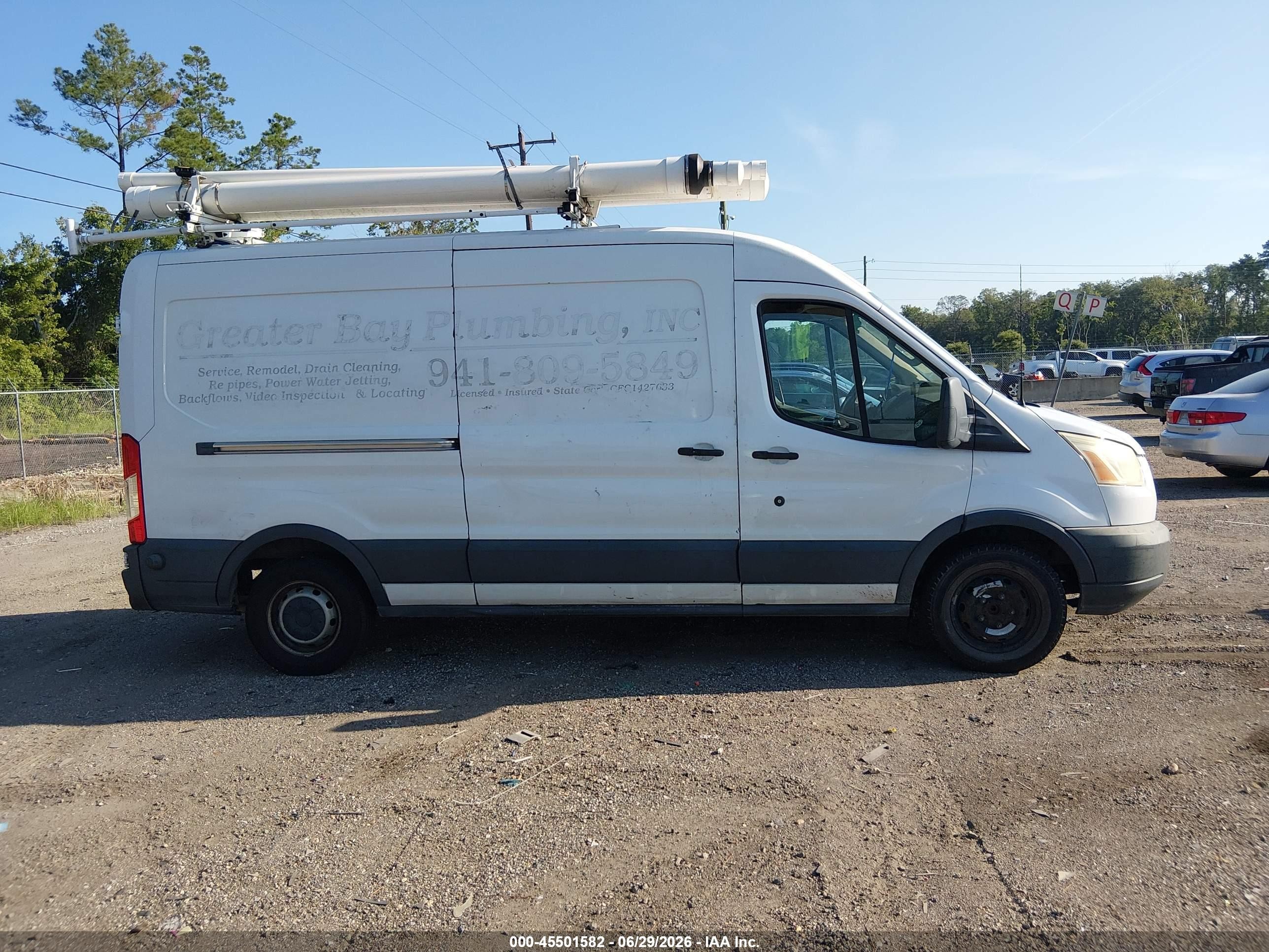 2015 Ford Transit-150 White vin: 1FTNE2CM1FKA06193