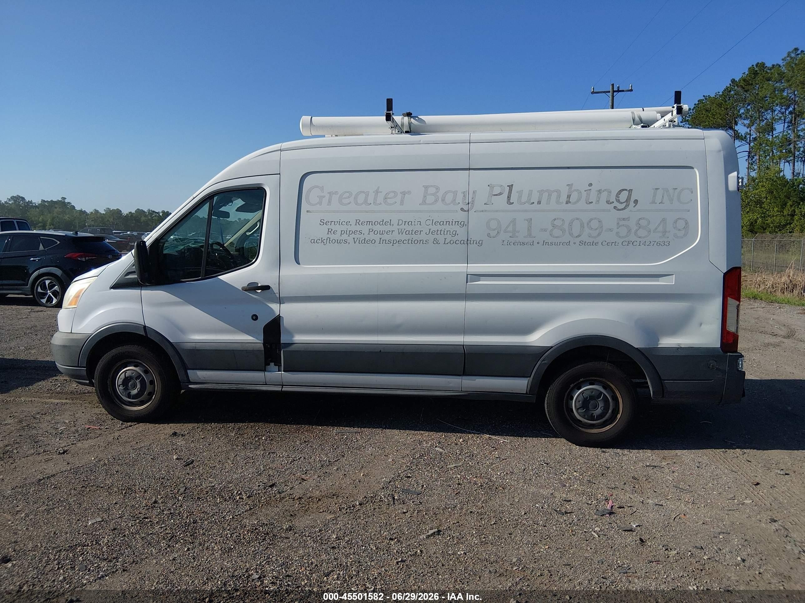 2015 Ford Transit-150 White vin: 1FTNE2CM1FKA06193