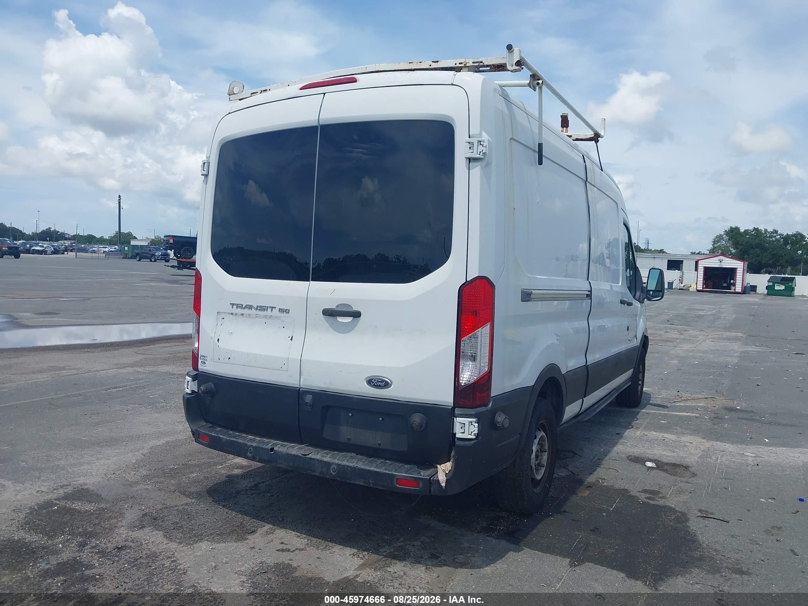 2015 Ford Transit-150   White vin: 1FTNE2CM1FKA90323