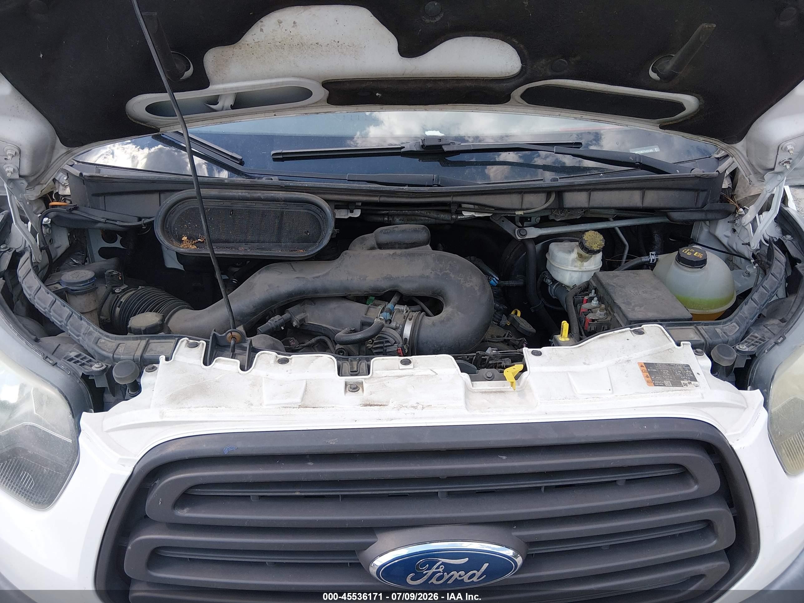2015 Ford Transit-150 White vin: 1FTNE2CM2FKA22385