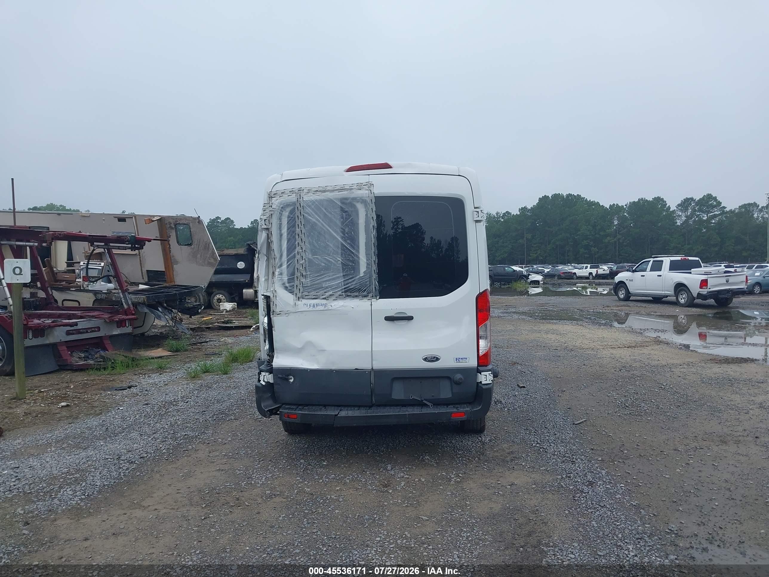 2015 Ford Transit-150 White vin: 1FTNE2CM2FKA22385
