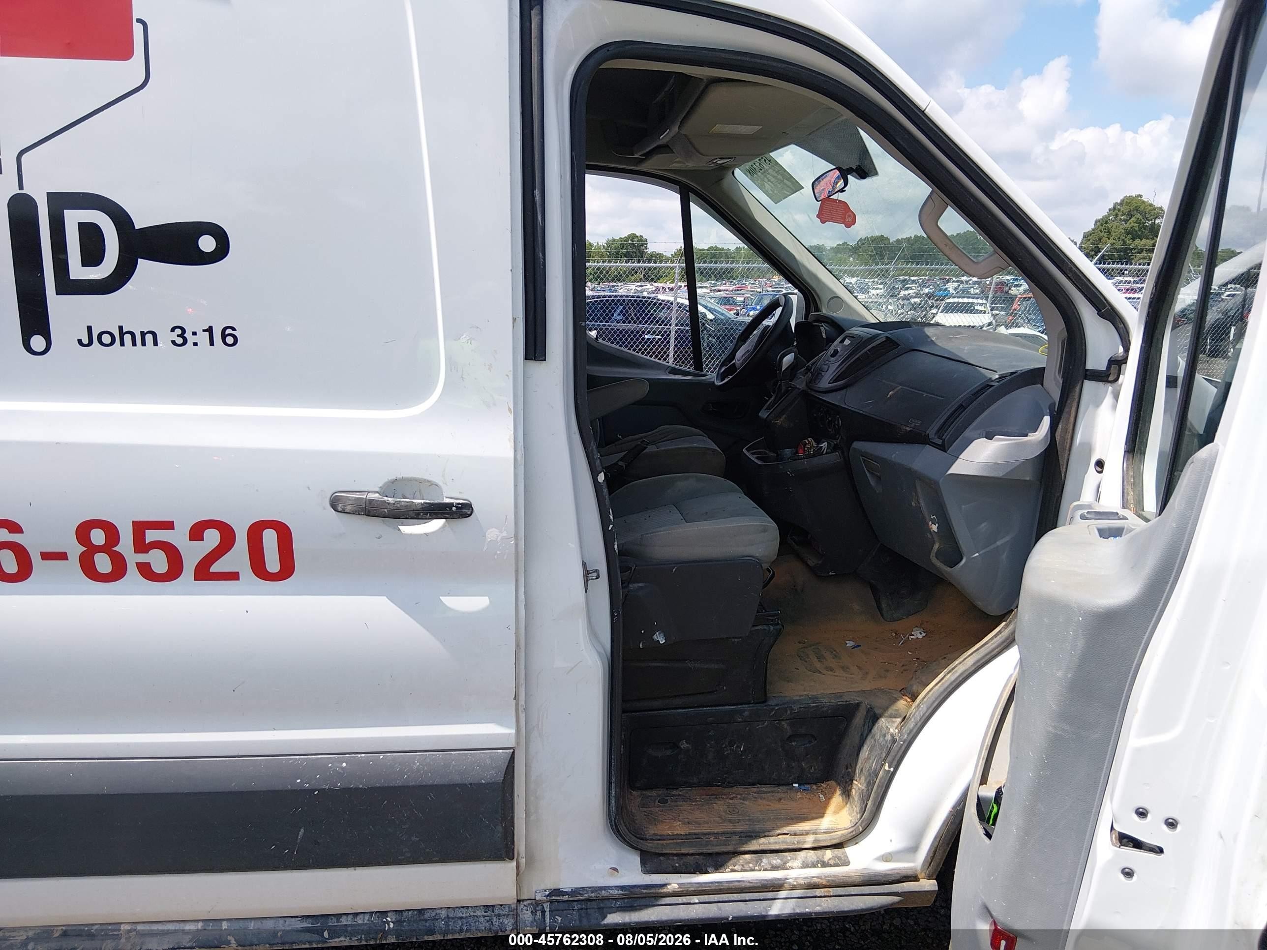 2015 Ford Transit-150   White vin: 1FTNE2CM3FKA93207