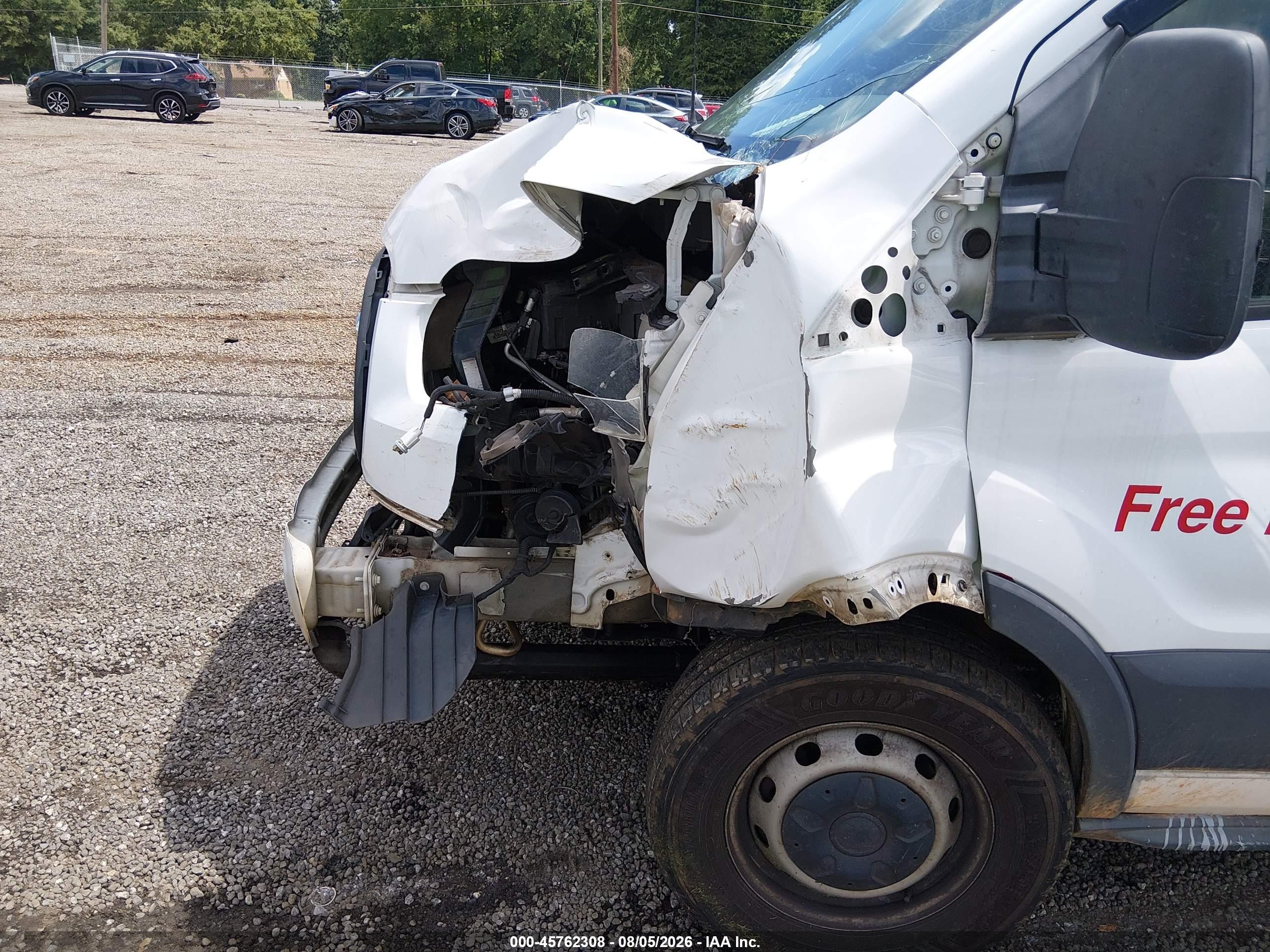 2015 Ford Transit-150   White vin: 1FTNE2CM3FKA93207