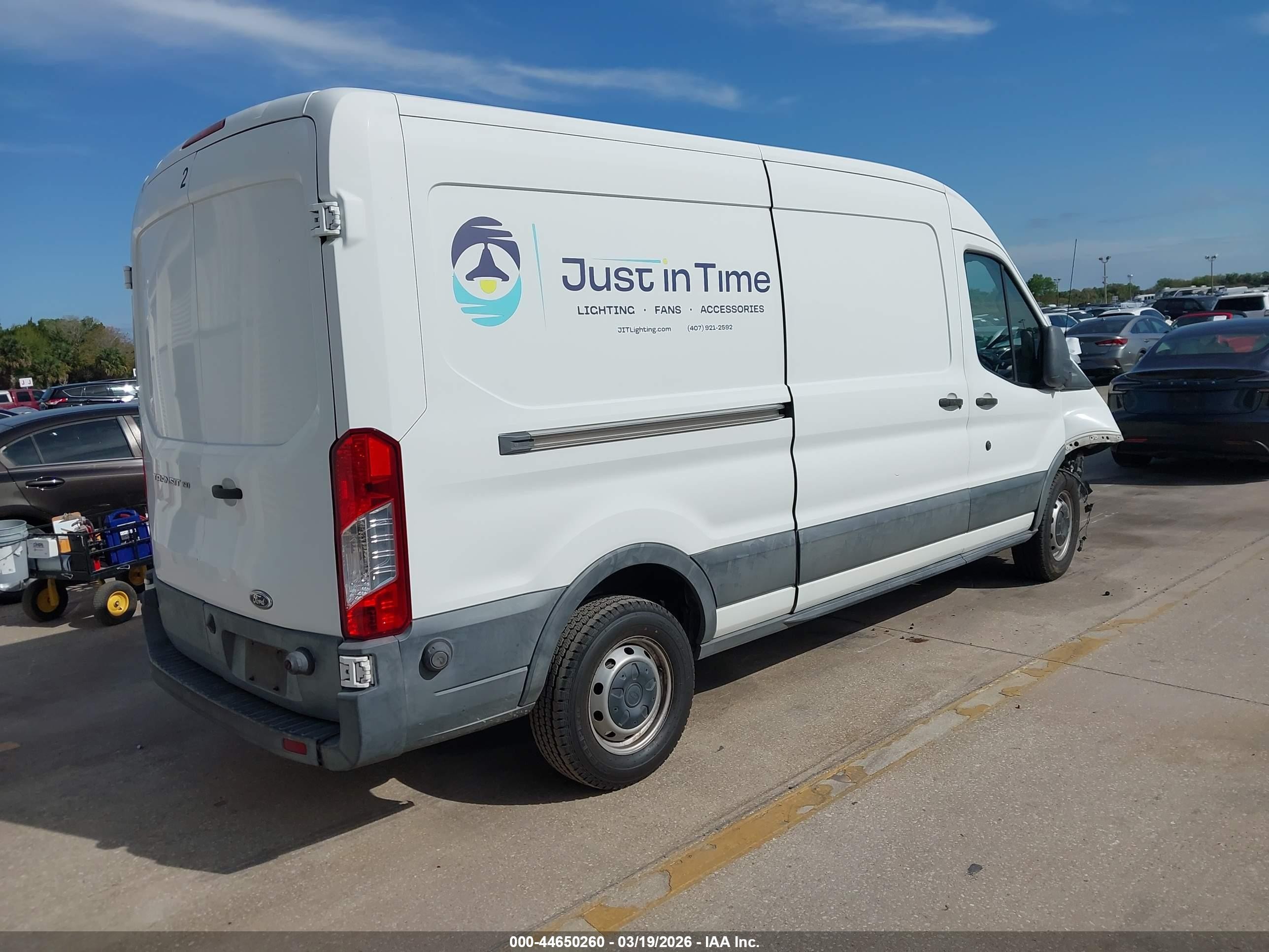2015 Ford Transit-150   White vin: 1FTNE2CM6FKB11070