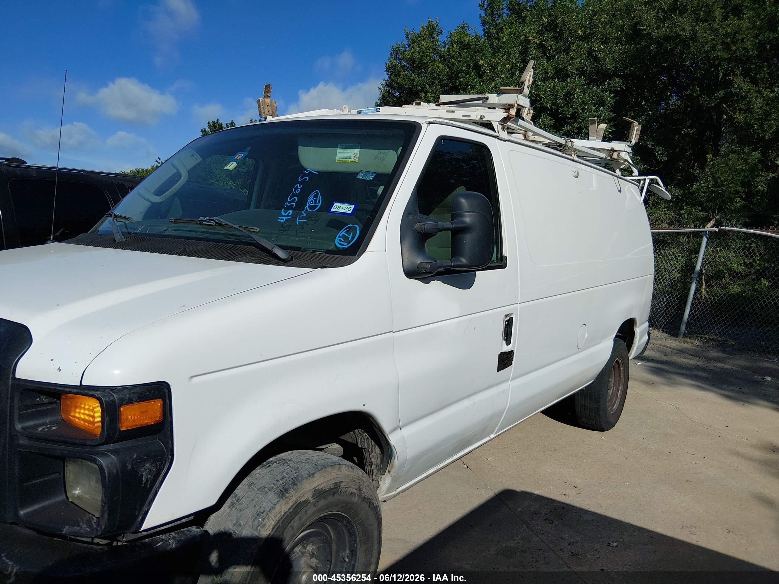 2012 Ford E-250 Commercial White vin: 1FTNE2EL0CDB26085