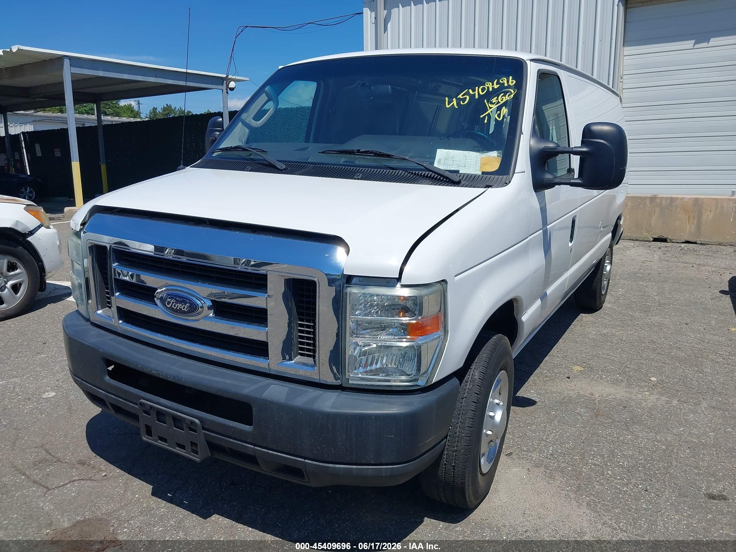 2011 Ford E-250 Commercial White vin: 1FTNE2EL1BDA28326