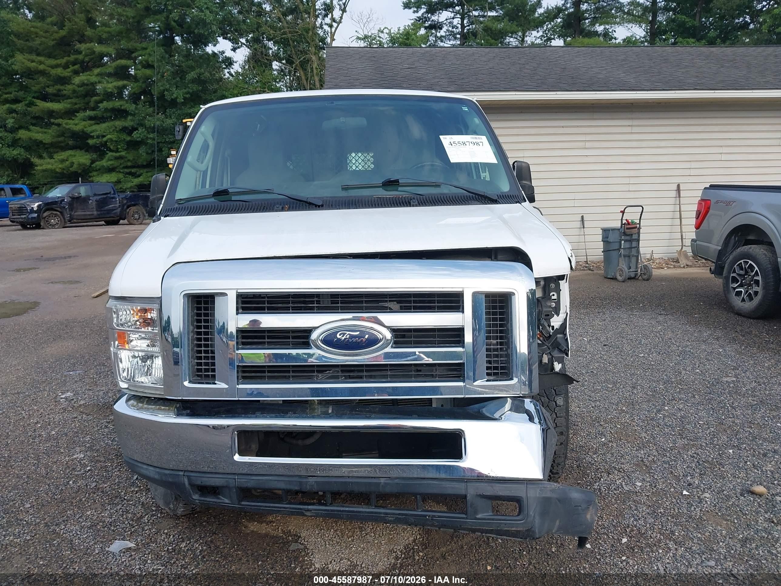 2012 Ford E-250 Commercial/recreational White vin: 1FTNE2EL1CDA37481