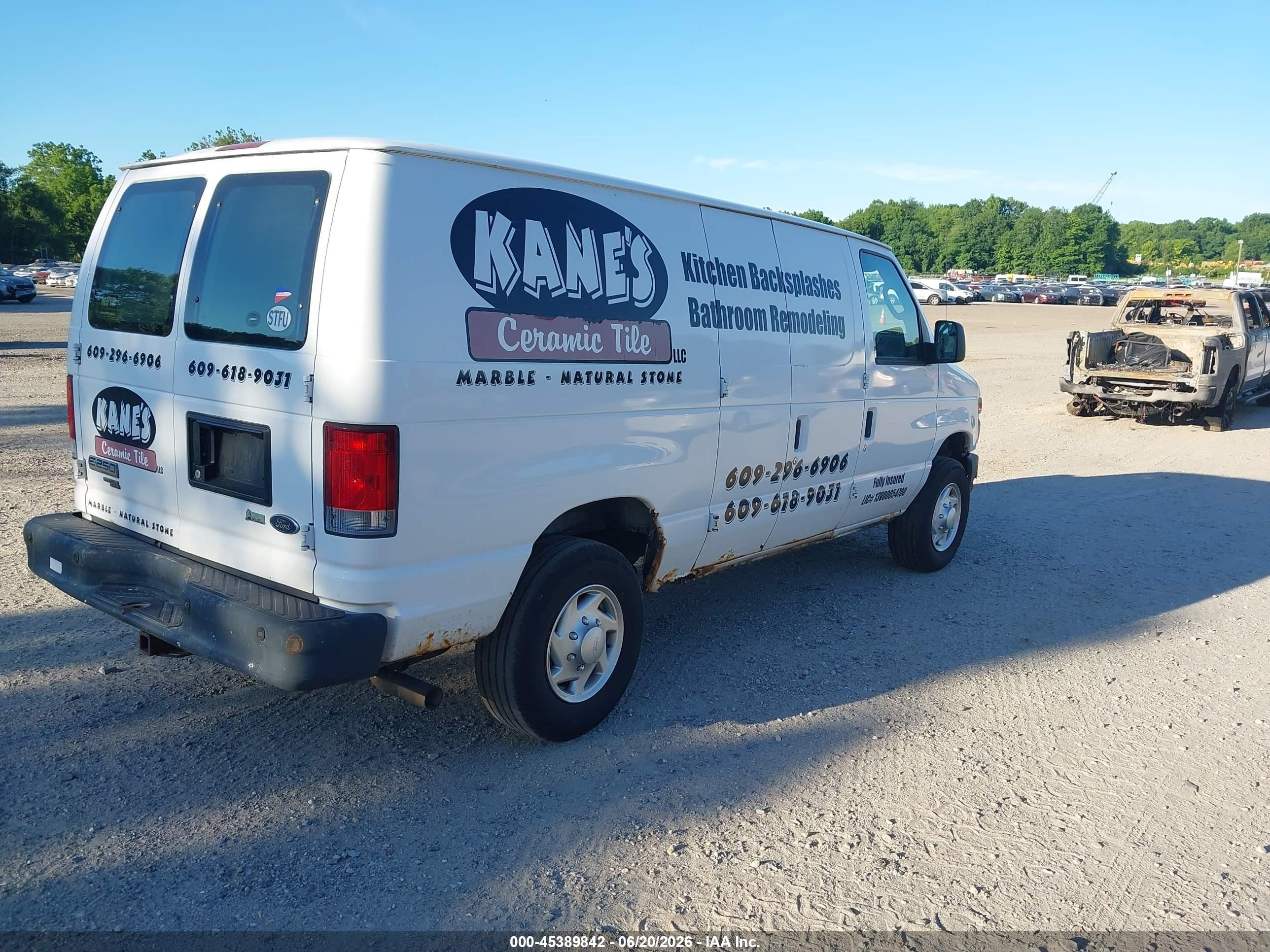 2013 Ford E-250 Commercial White vin: 1FTNE2EL1DDB03934
