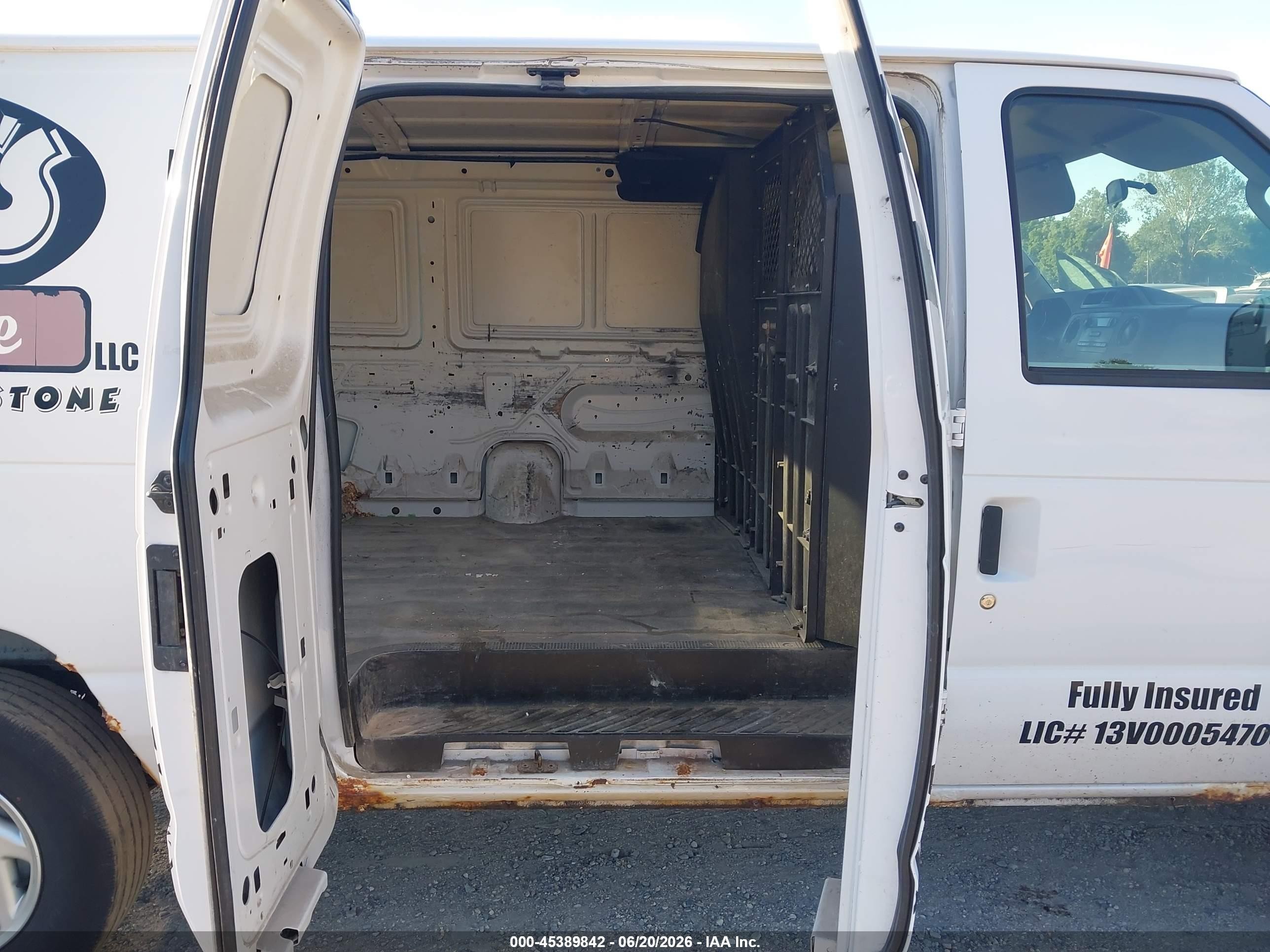 2013 Ford E-250 Commercial White vin: 1FTNE2EL1DDB03934