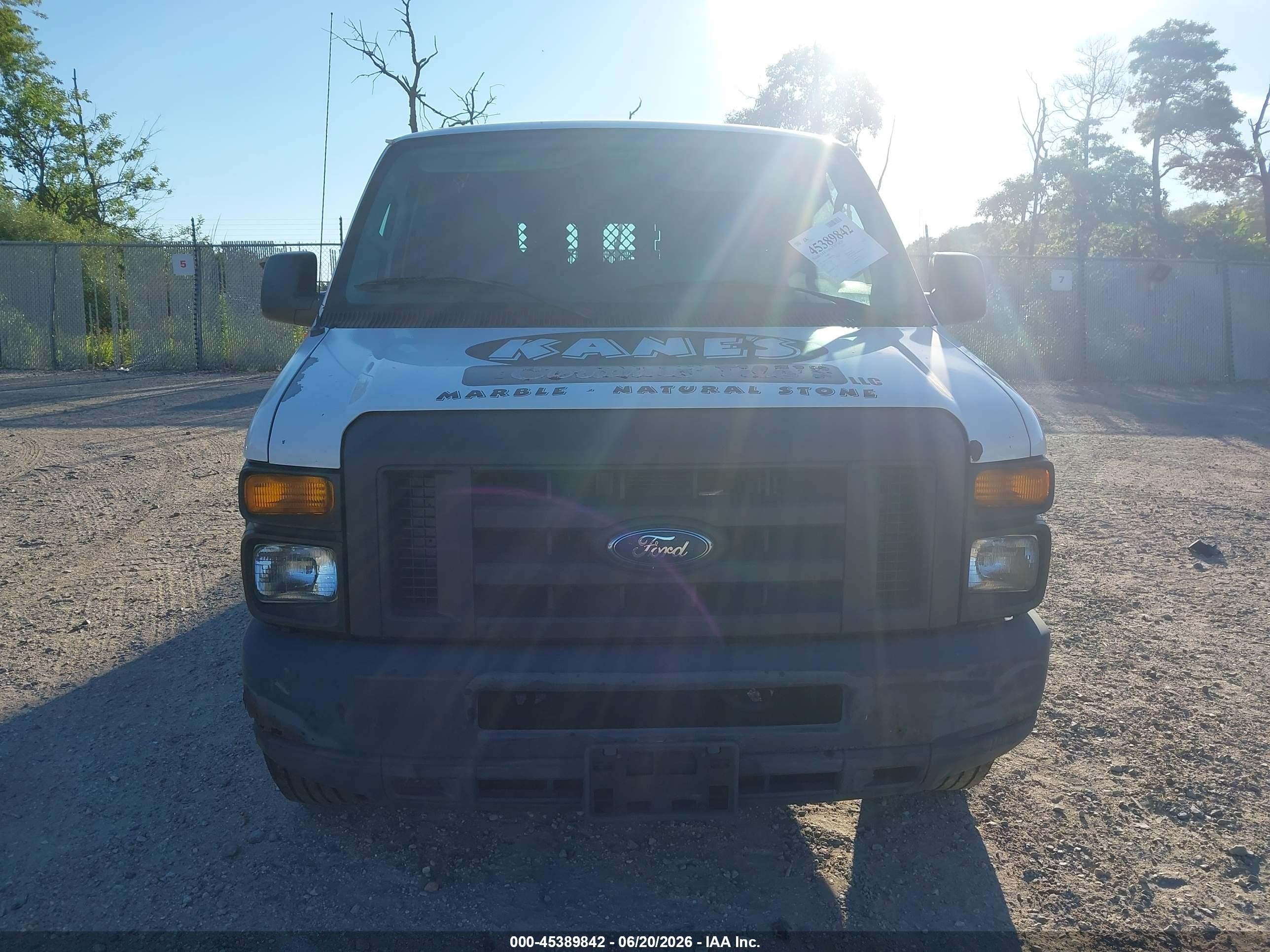 2013 Ford E-250 Commercial White vin: 1FTNE2EL1DDB03934