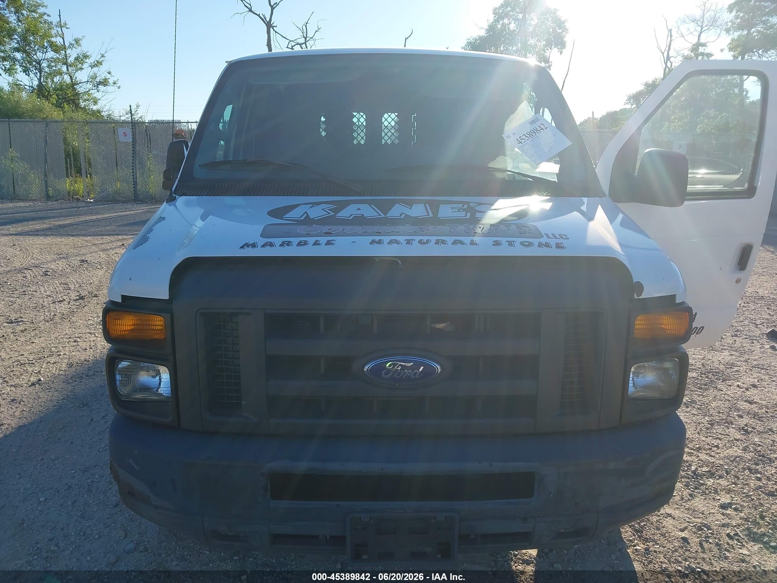 2013 Ford E-250 Commercial White vin: 1FTNE2EL1DDB03934