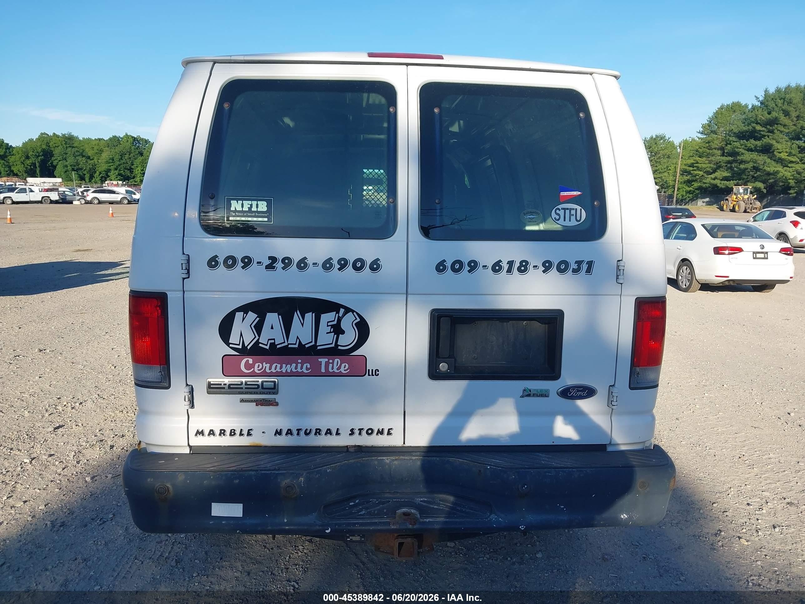 2013 Ford E-250 Commercial White vin: 1FTNE2EL1DDB03934