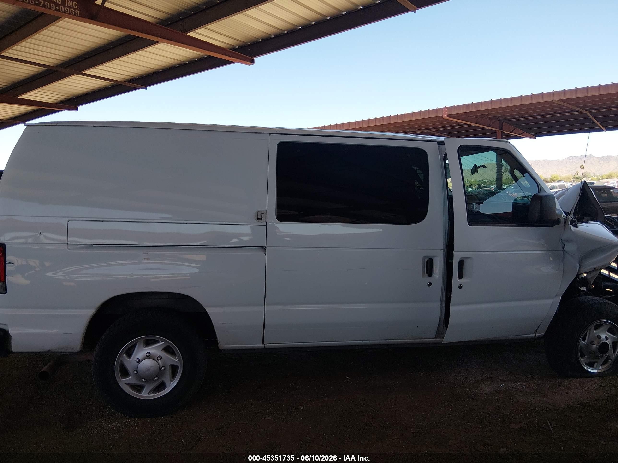 2014 Ford E-250 Commercial White vin: 1FTNE2EL1EDA56728