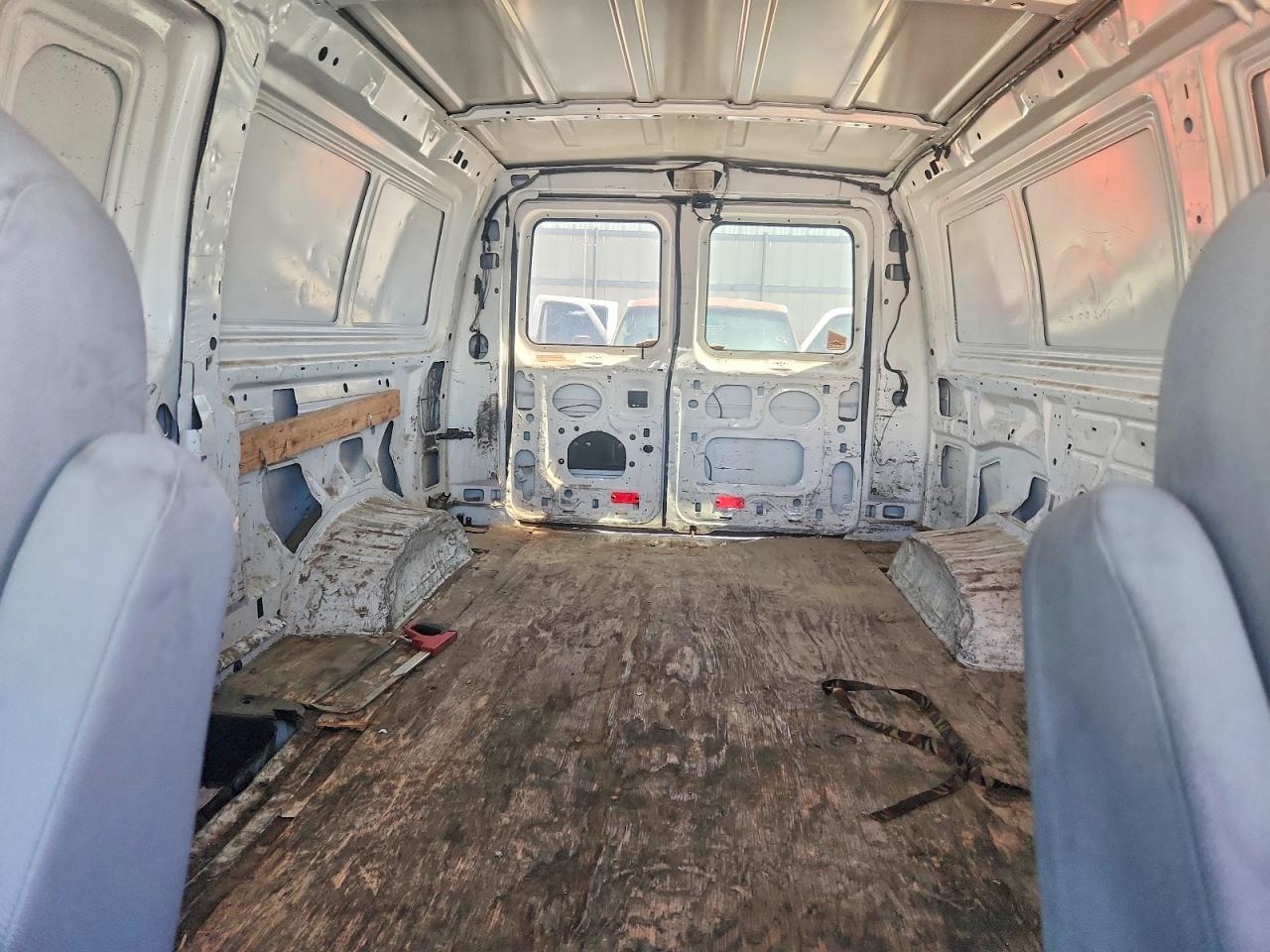 2010 Ford Econoline E250 Van White vin: 1FTNE2EL3ADA63206
