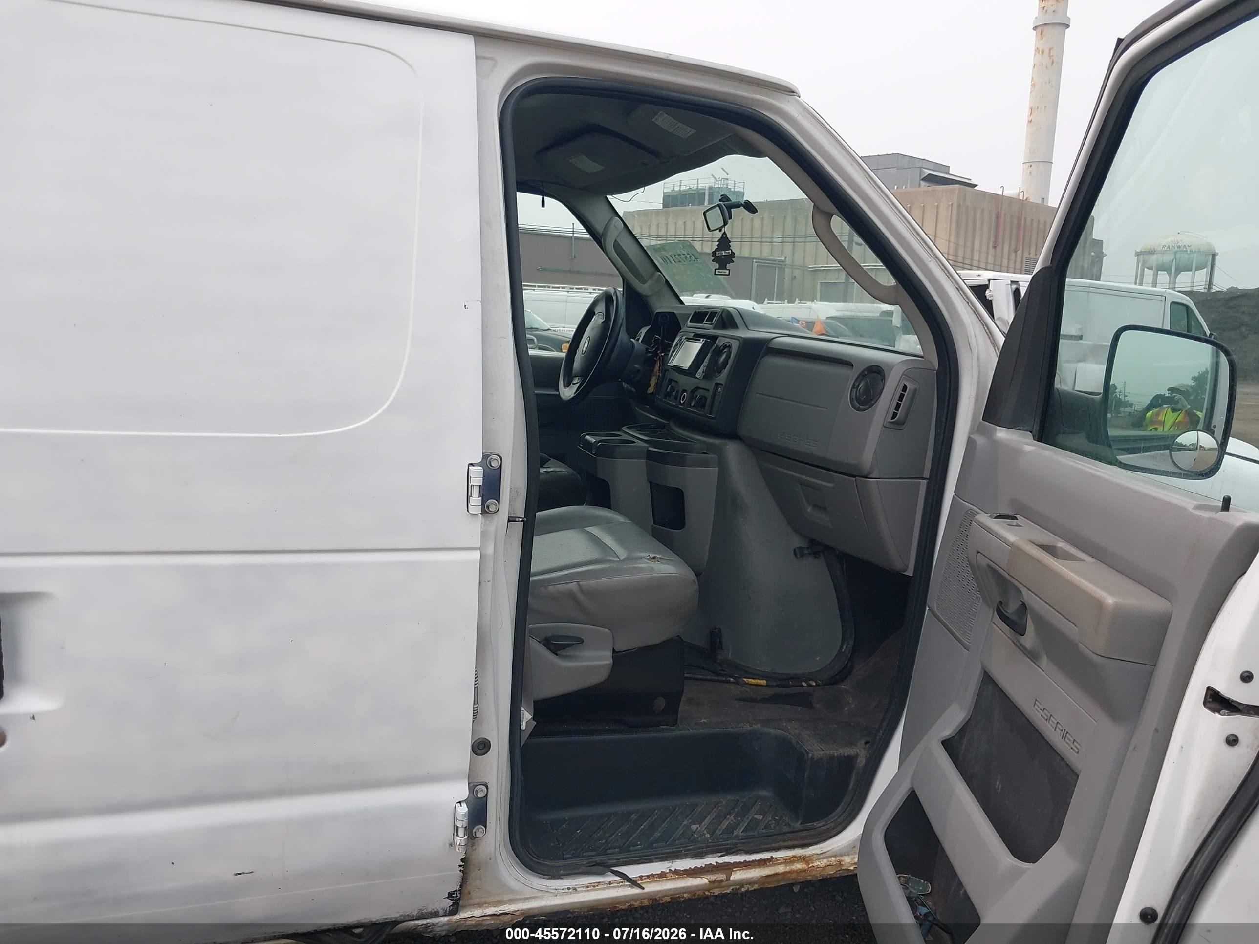 2012 Ford E-250 Commercial White vin: 1FTNE2EL3CDA69767