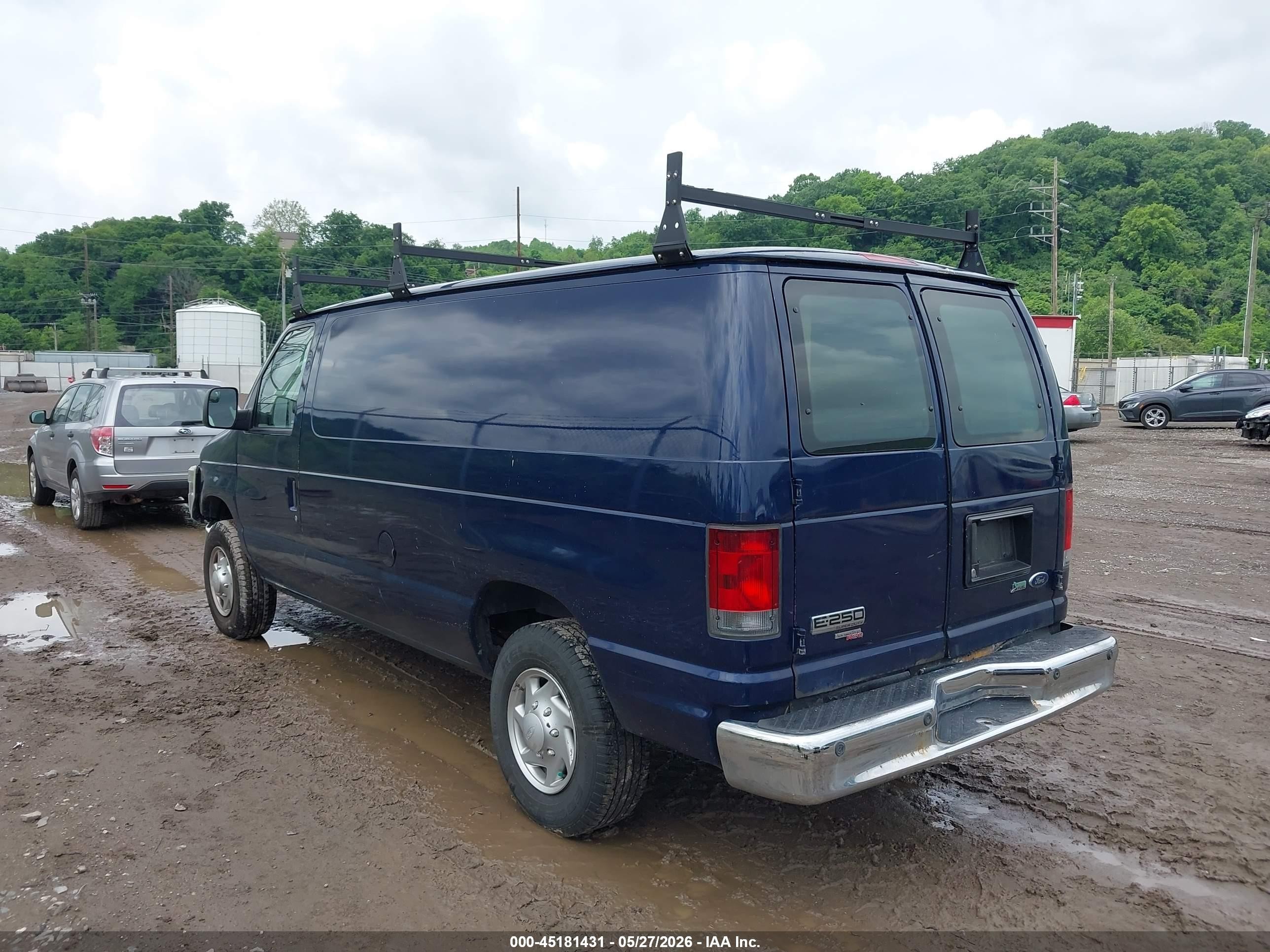 2013 Ford E-250 Commercial Blue vin: 1FTNE2EL4DDA73327
