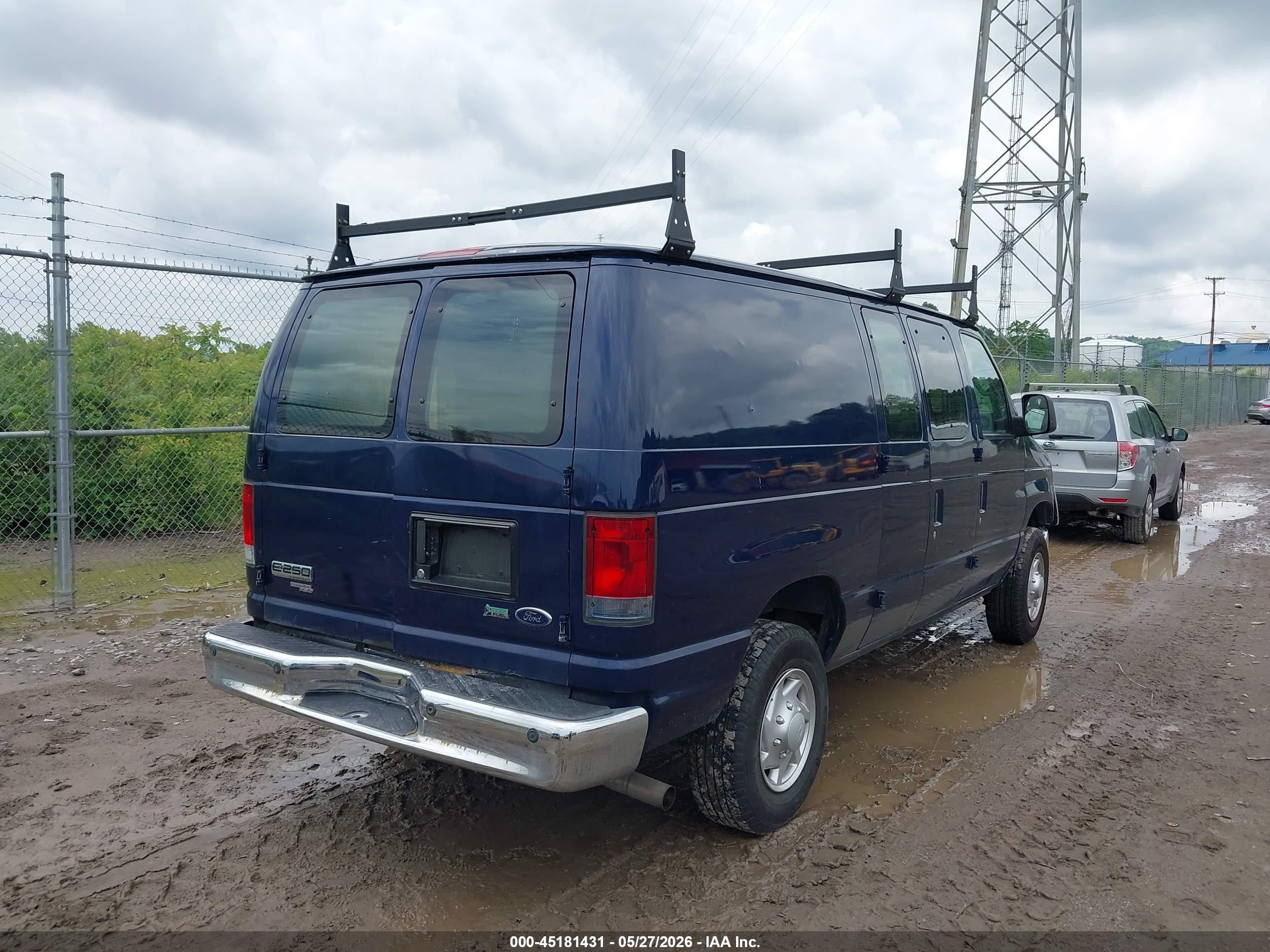 2013 Ford E-250 Commercial Blue vin: 1FTNE2EL4DDA73327