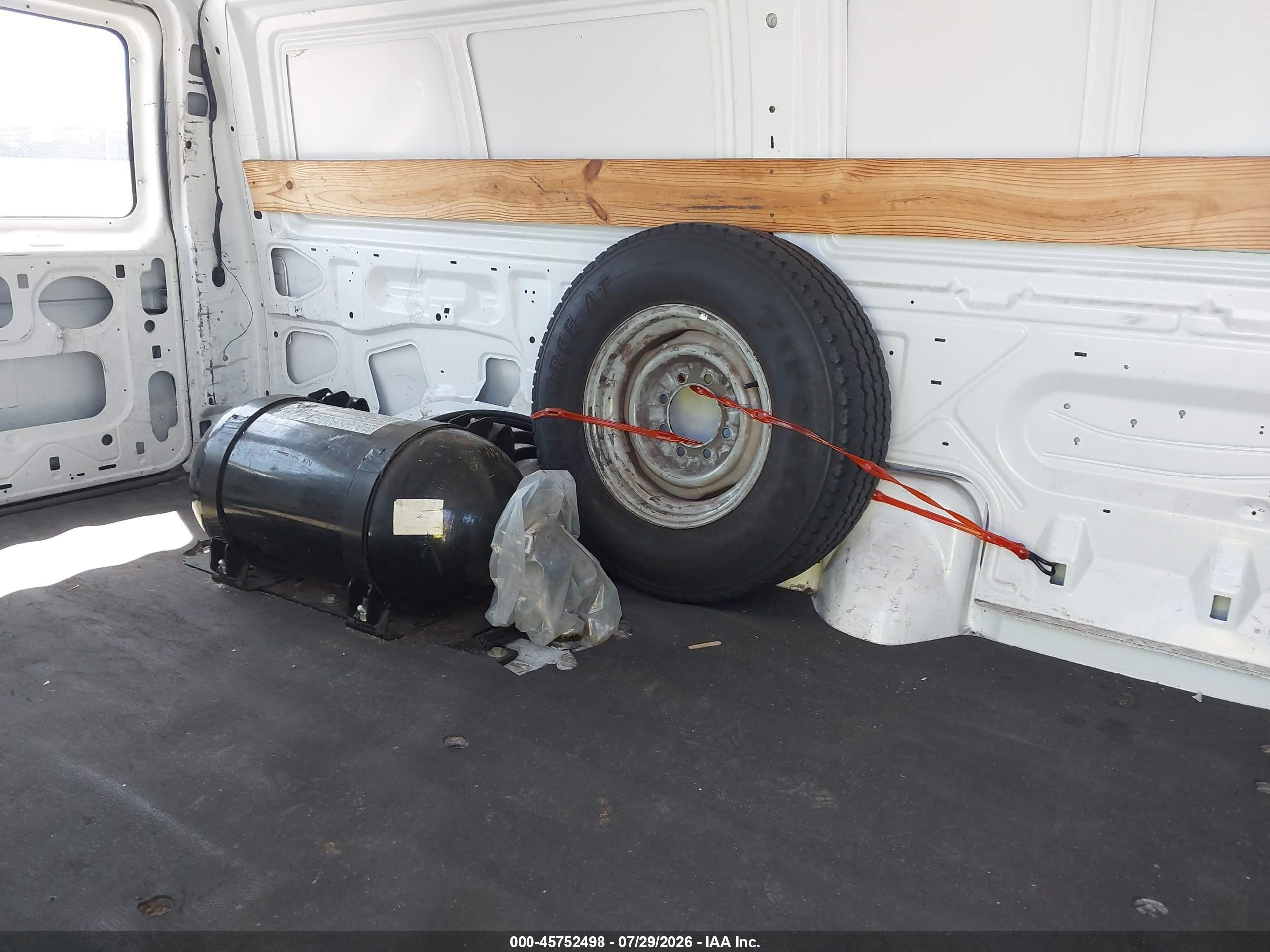 2011 Ford E-250 Commercial White vin: 1FTNE2EL6BDA10453